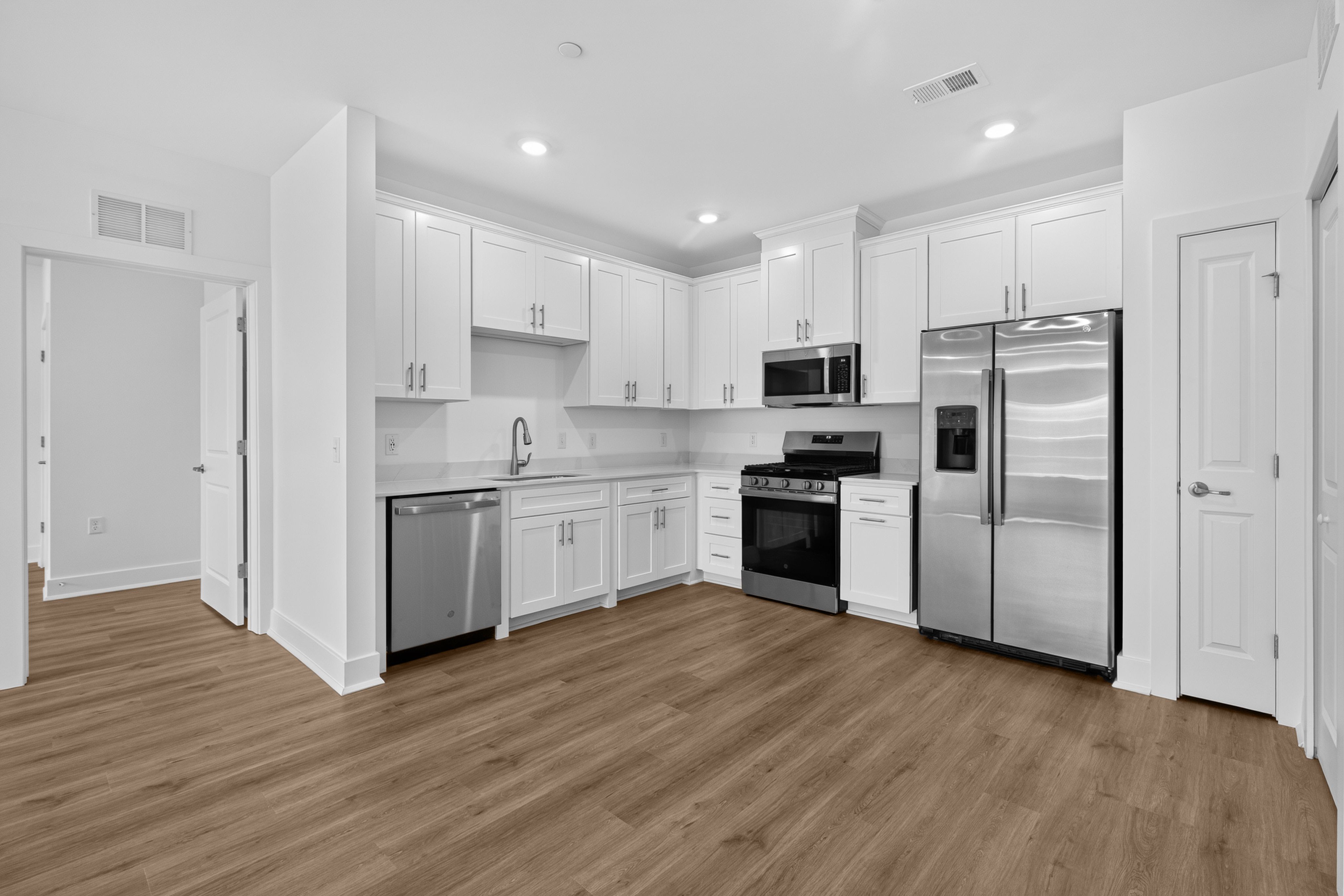 Lofts Collectionat Hopewell Acadia Kitchen 2of3 F1