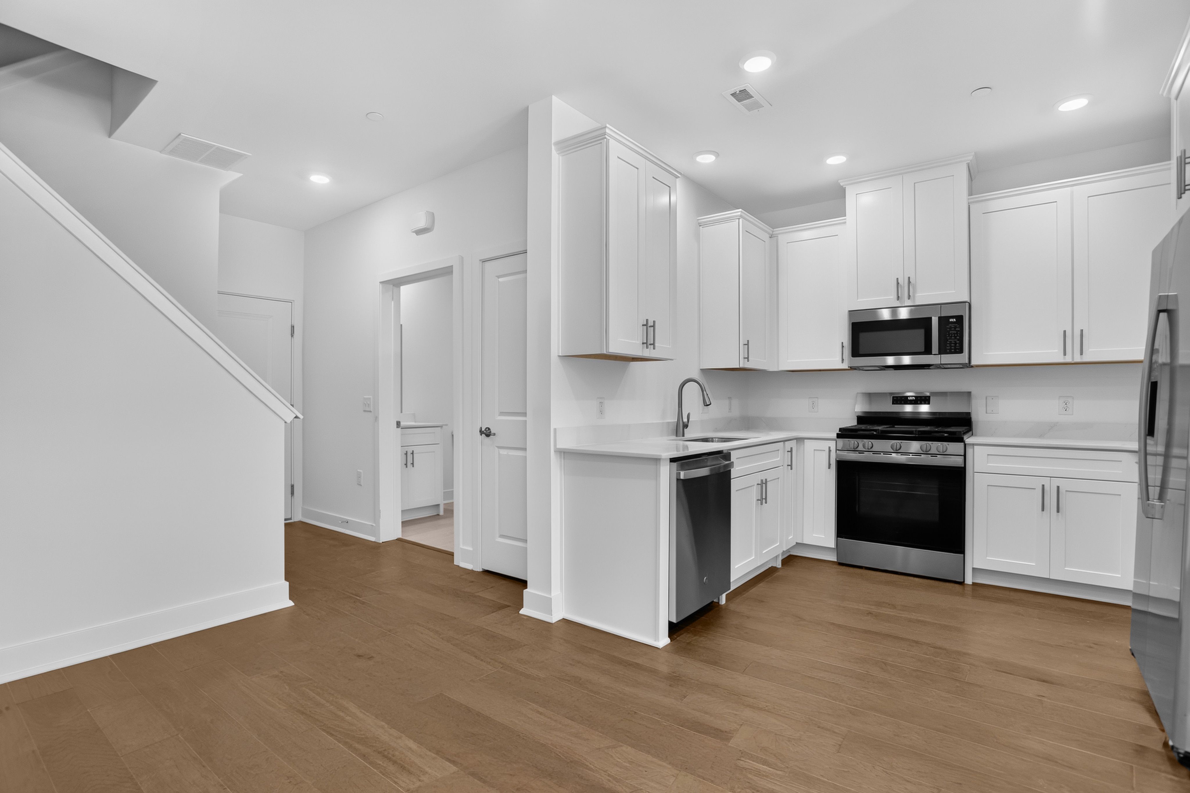 Terraces Collectionat Hopewell Collins Kitchen 2of3 F1