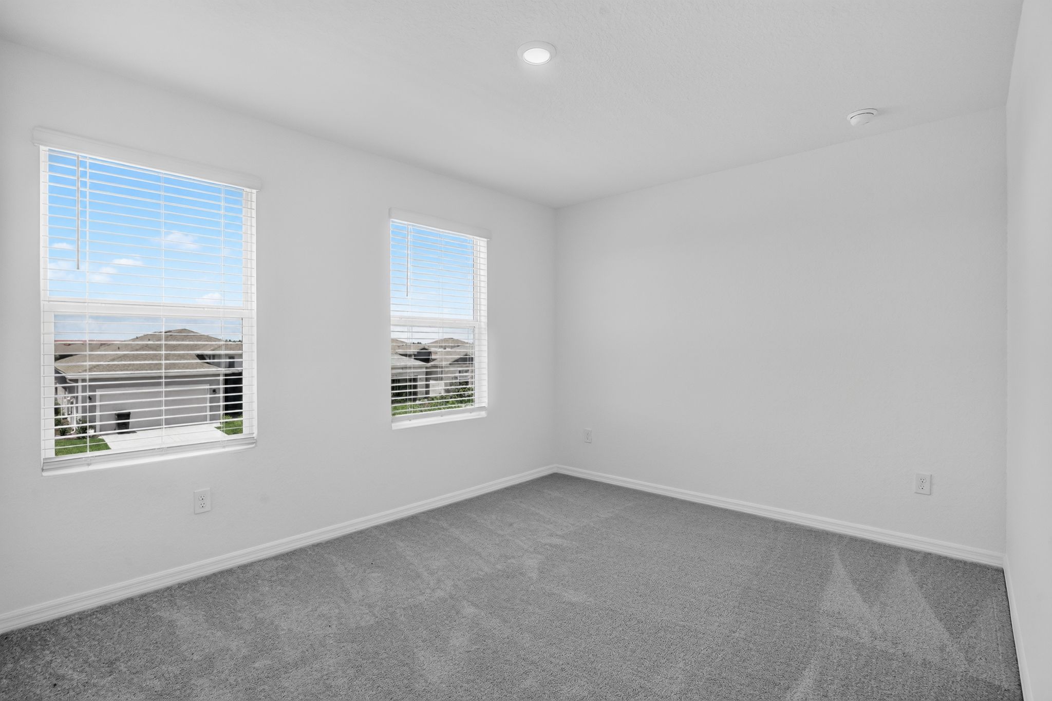04 3616 Ambersweet Xing Living room 2220