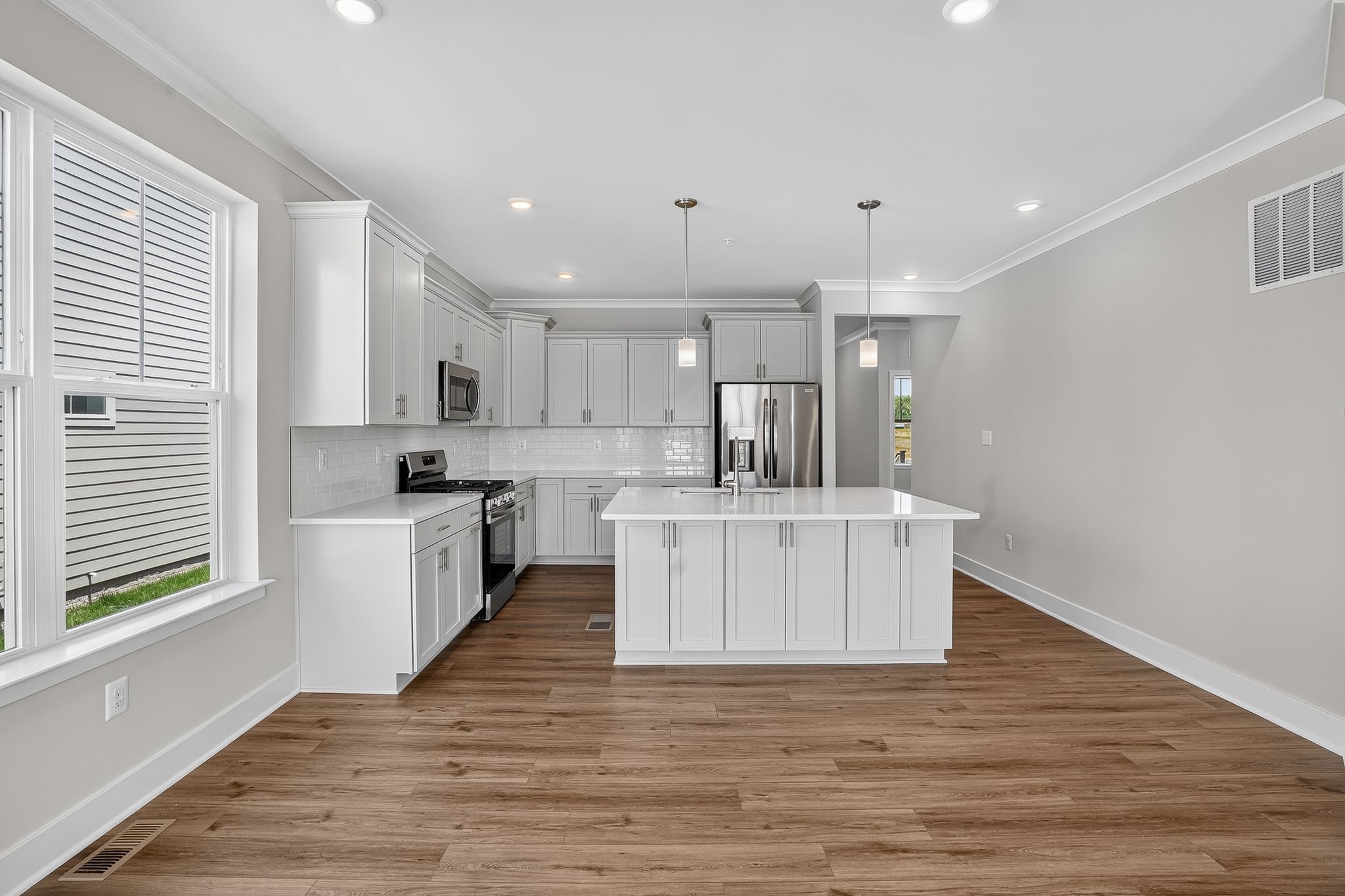 Heightsat Hunt Valley55+ Hamlin Kitchen 3of4 F1