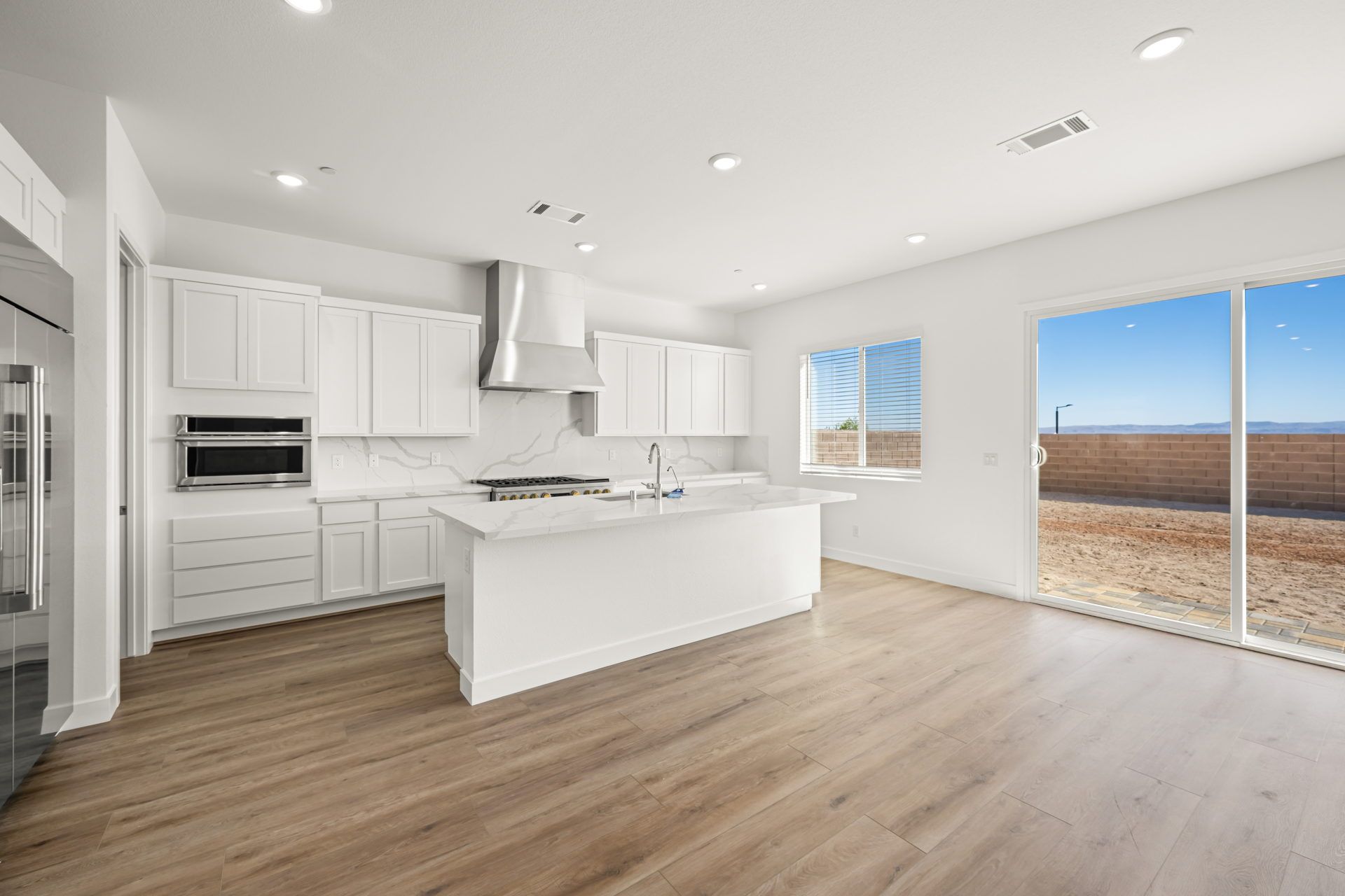 Lennar1630 Amalfi Arches Place04