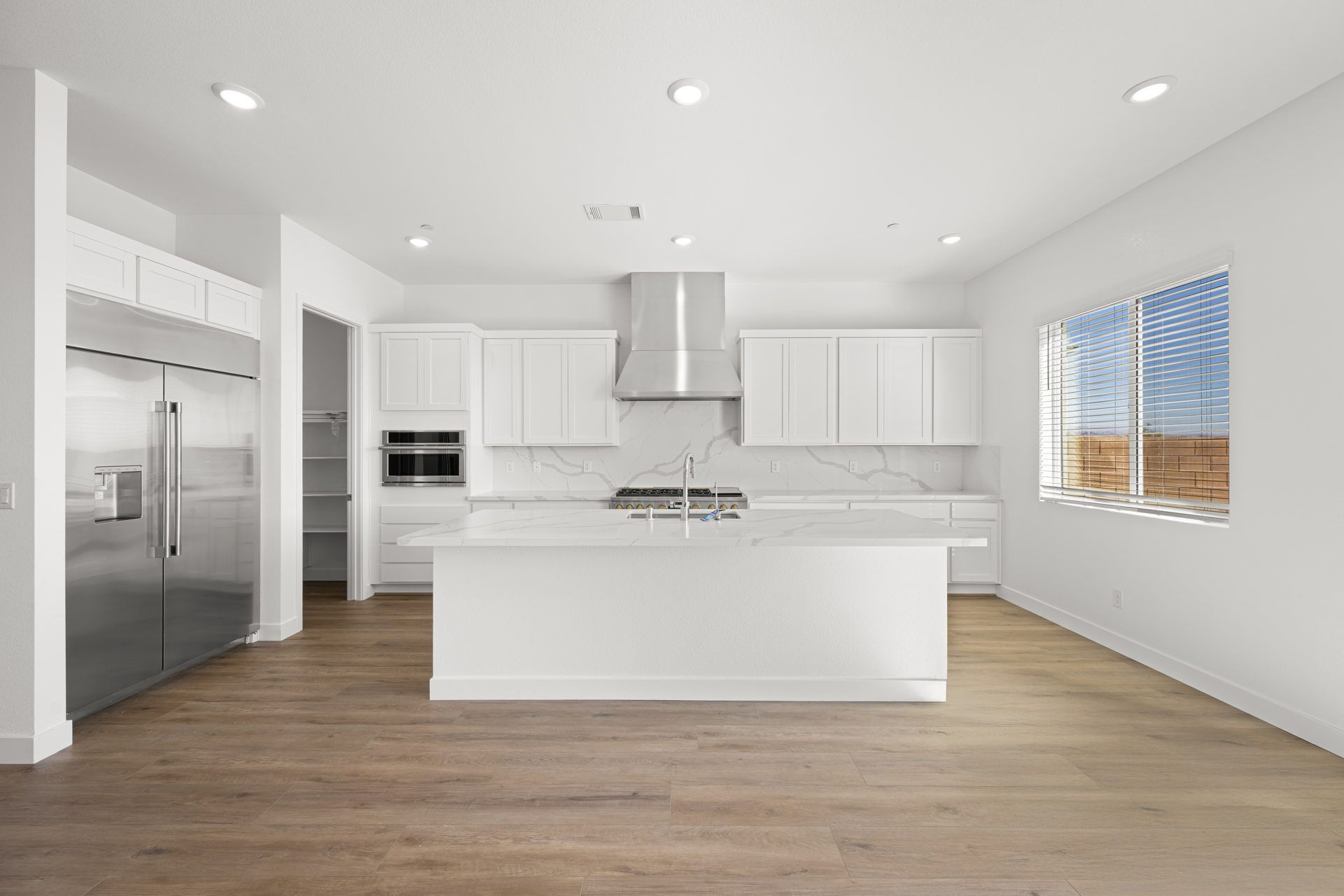Lennar1630 Amalfi Arches Place08