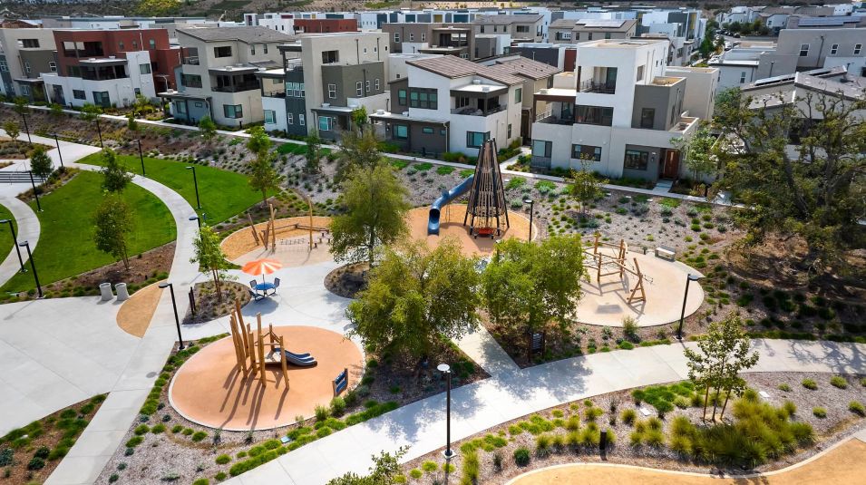 Valencia Amenity Verve Park 1of3