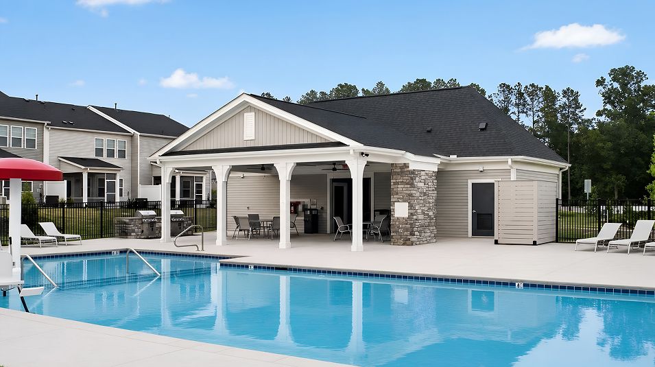 Stella View Amenity Pool 2of5