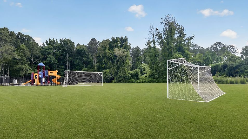 Stella View Amenity Soccer Field 3of5