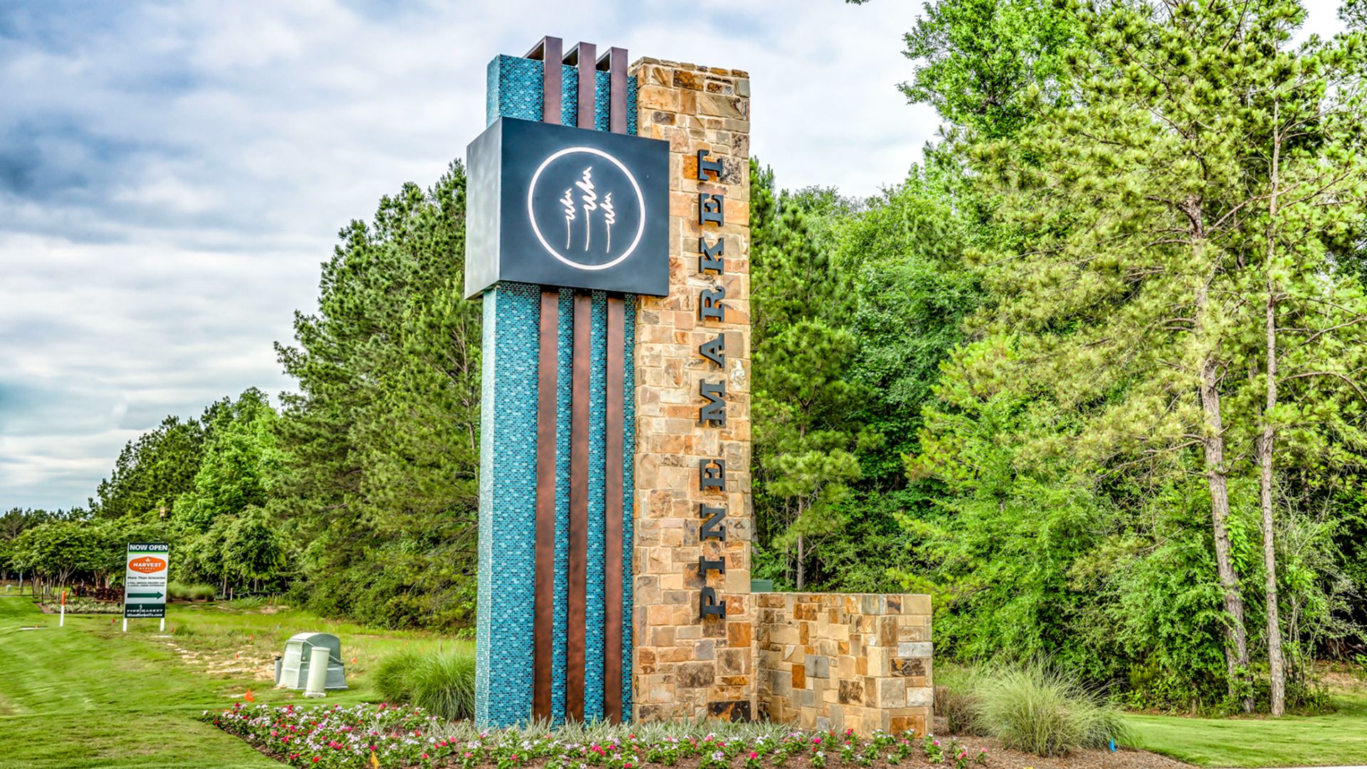Montgomery Pine Market Monument