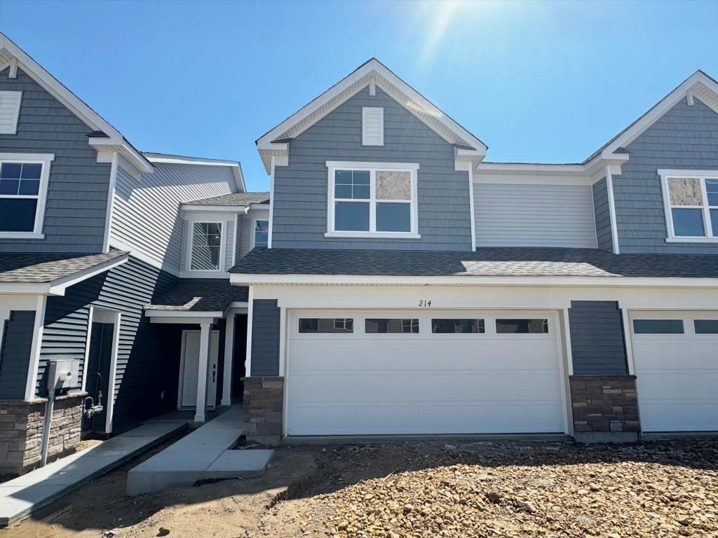Raleigh - Waterford - Liberty Collection: Waconia, Minnesota - Lennar