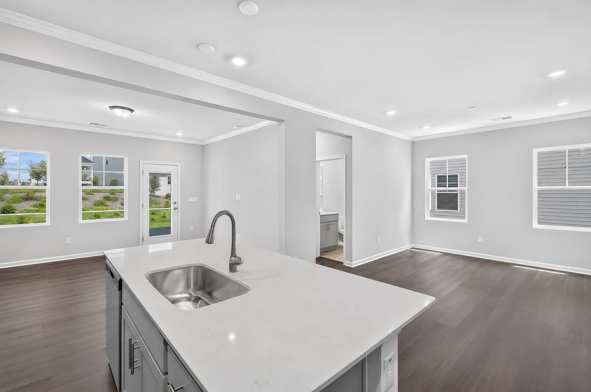 16 1380 Adler Cv Rd Kitchen Edit