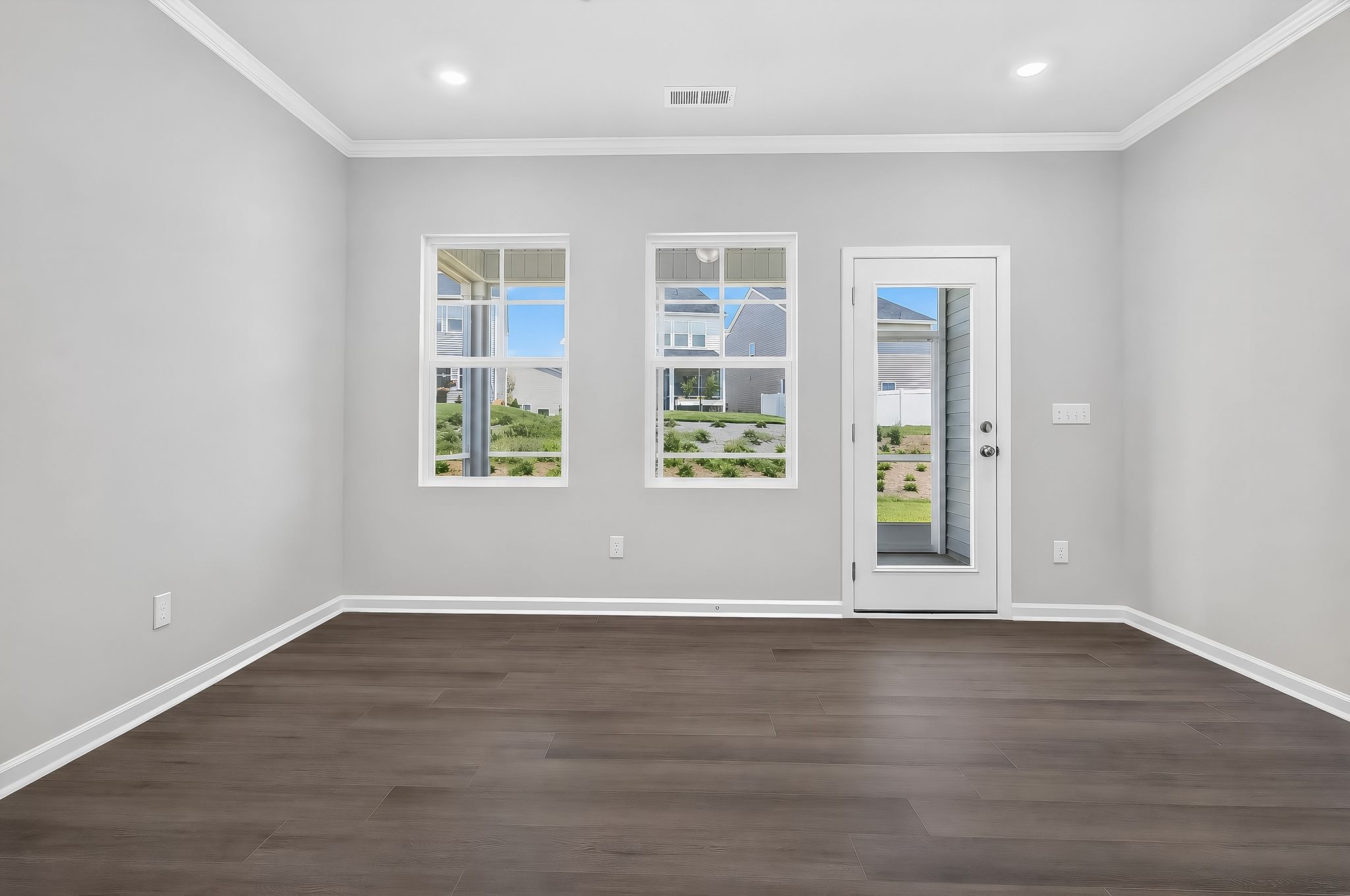 09 1380 Adler Cv Rd Living room Edit