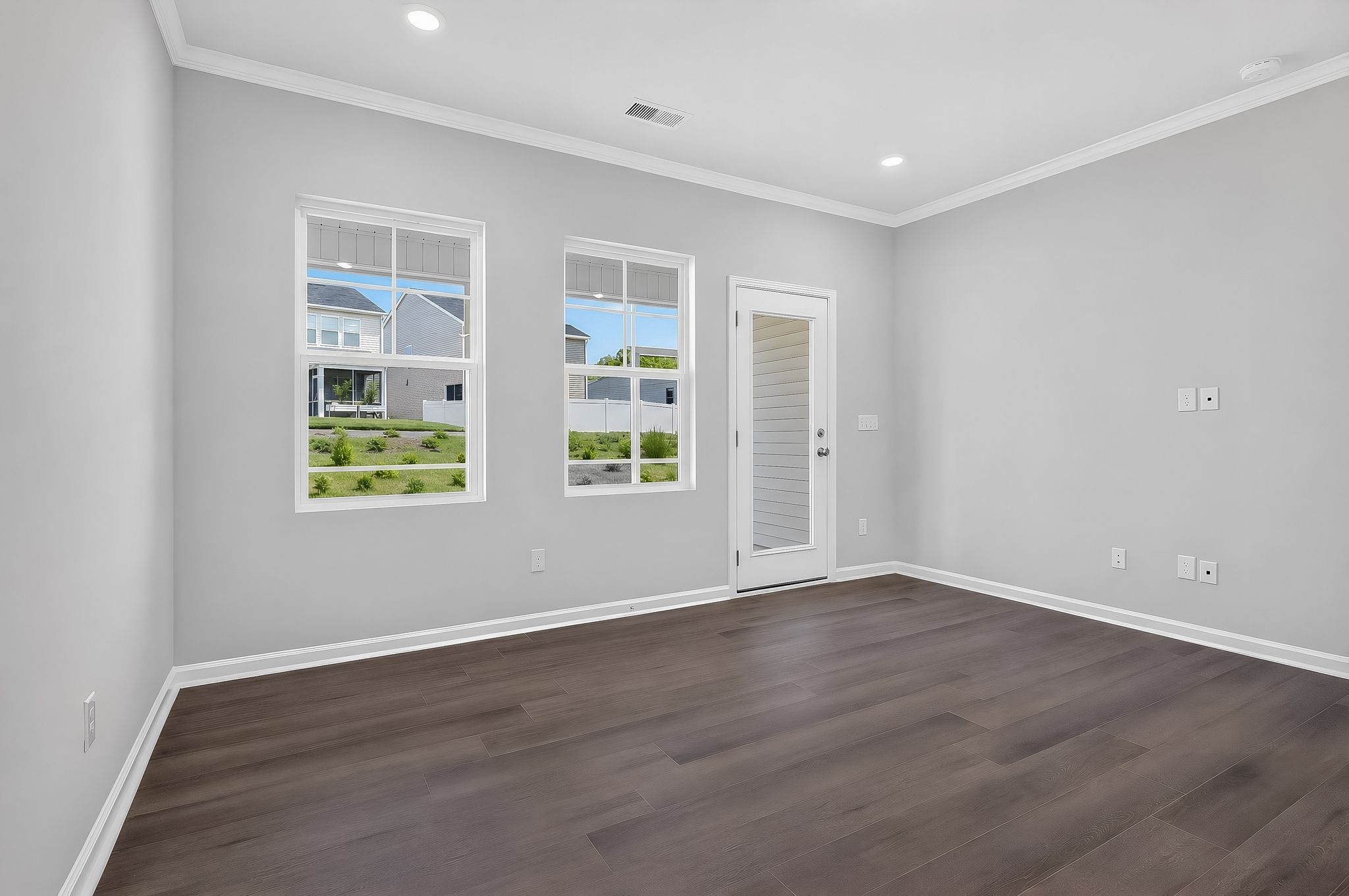 12 1380 Adler Cv Rd Living room Edit