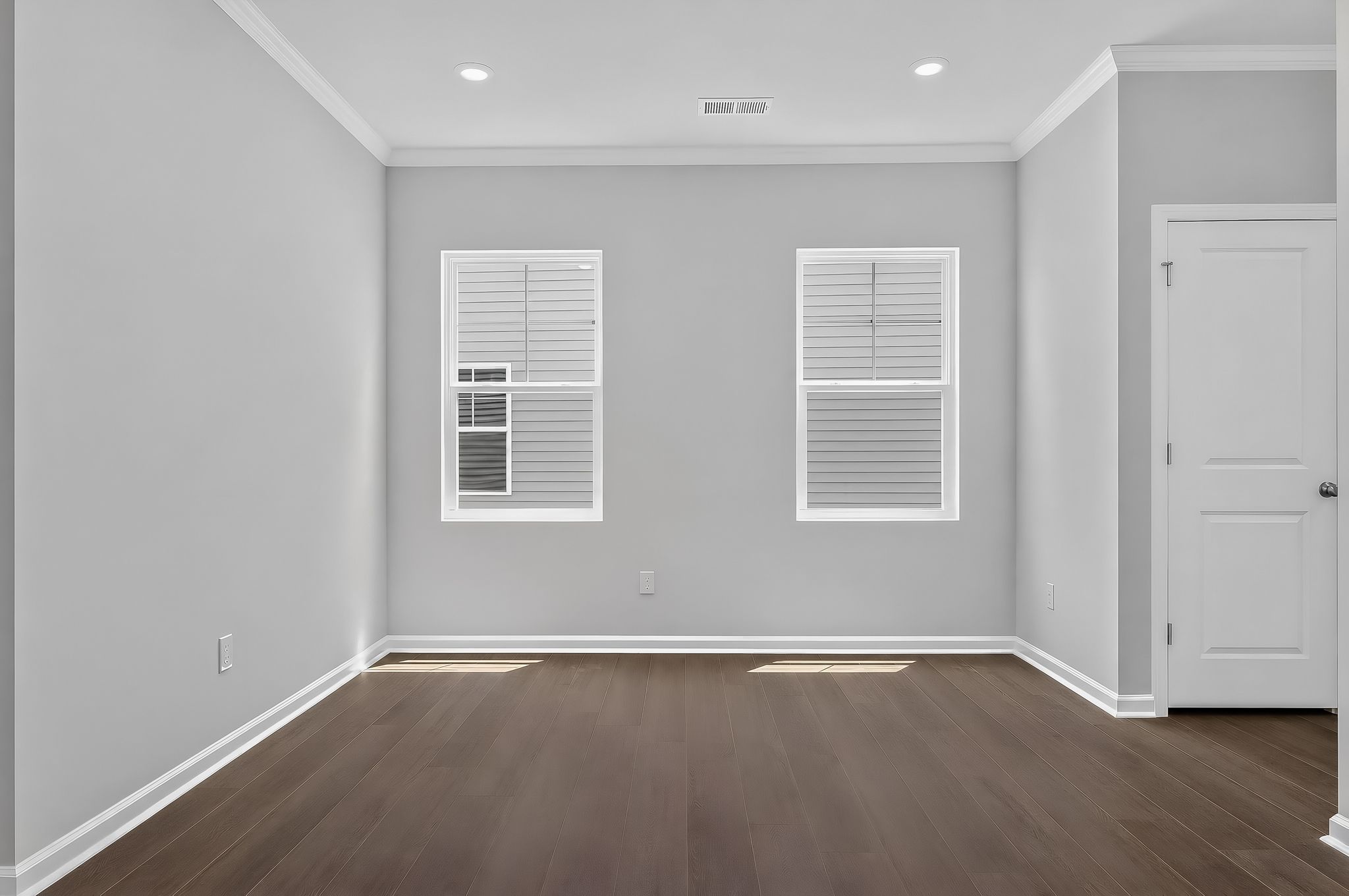 13 1380 Adler Cv Rd Living room Edit