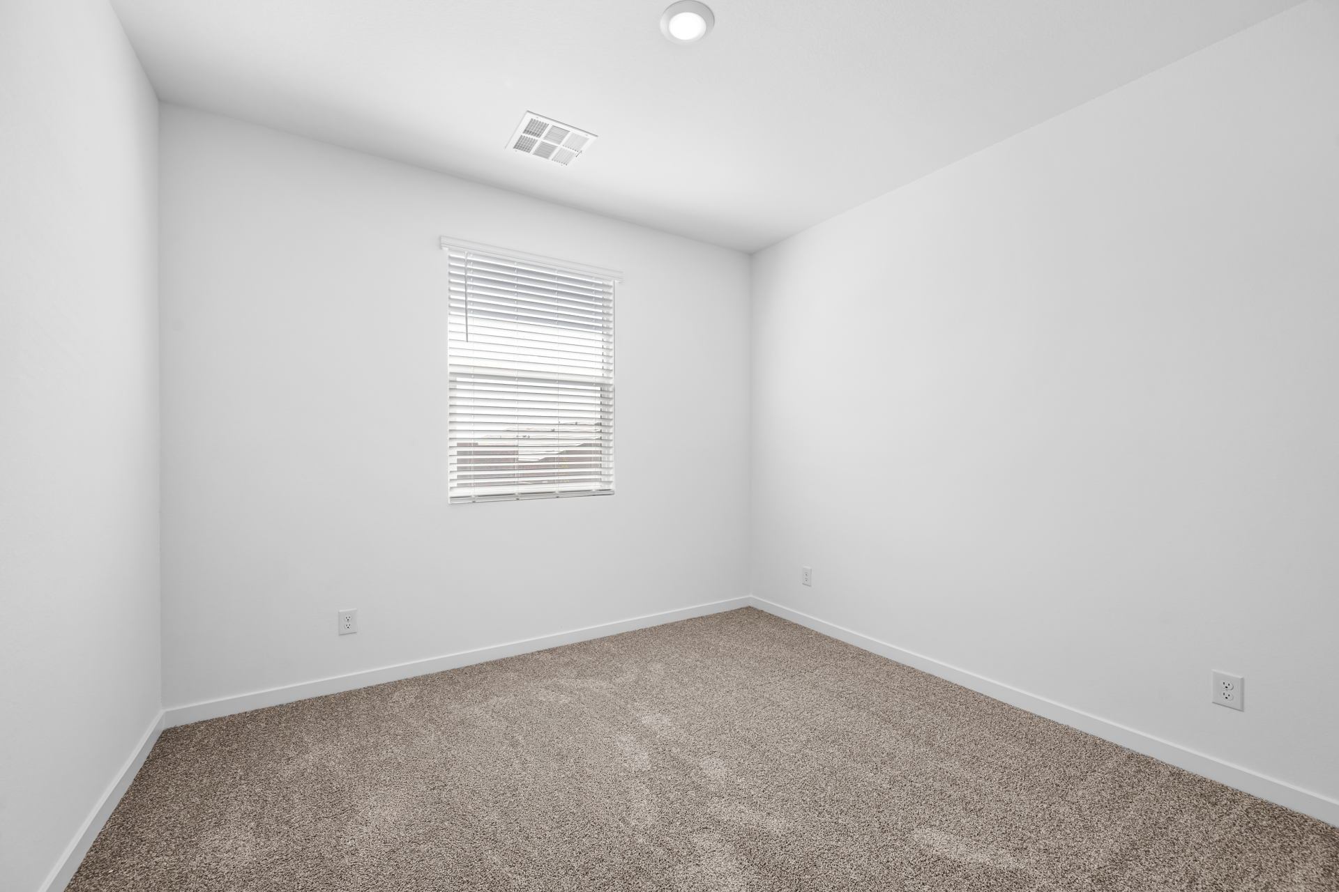 Lennar1659 Portofino Falls Place04