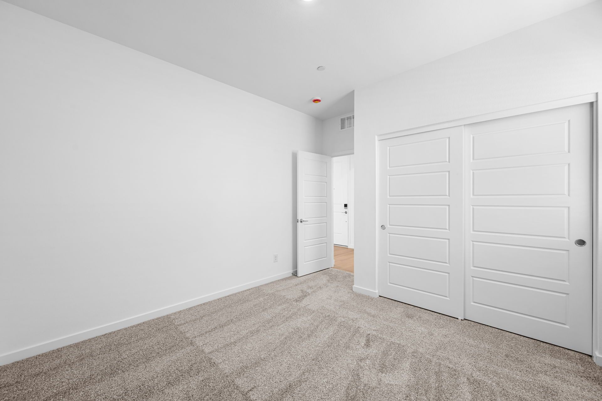 Lennar1659 Portofino Falls Place08