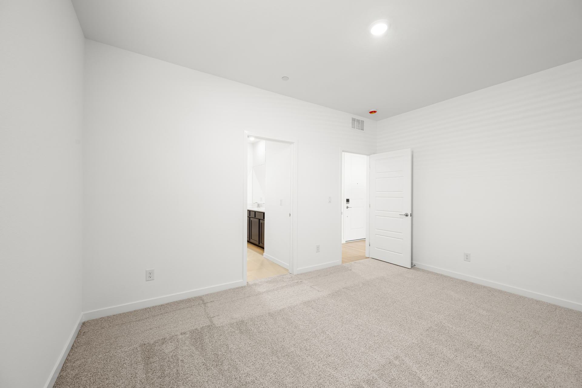 Lennar1662 Portofino Falls Place04