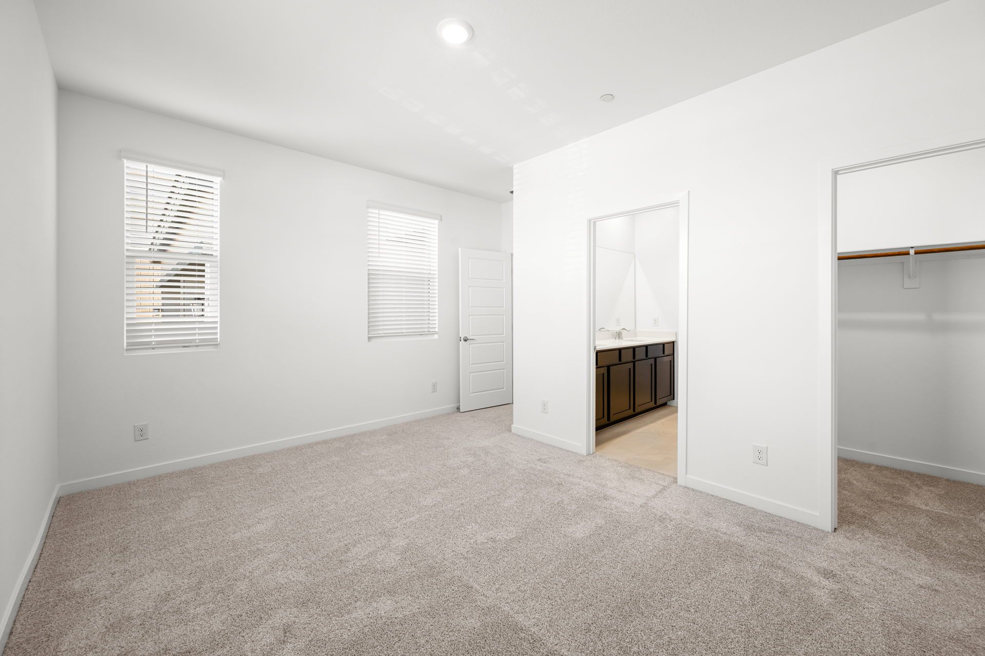 Lennar1662 Portofino Falls Place07