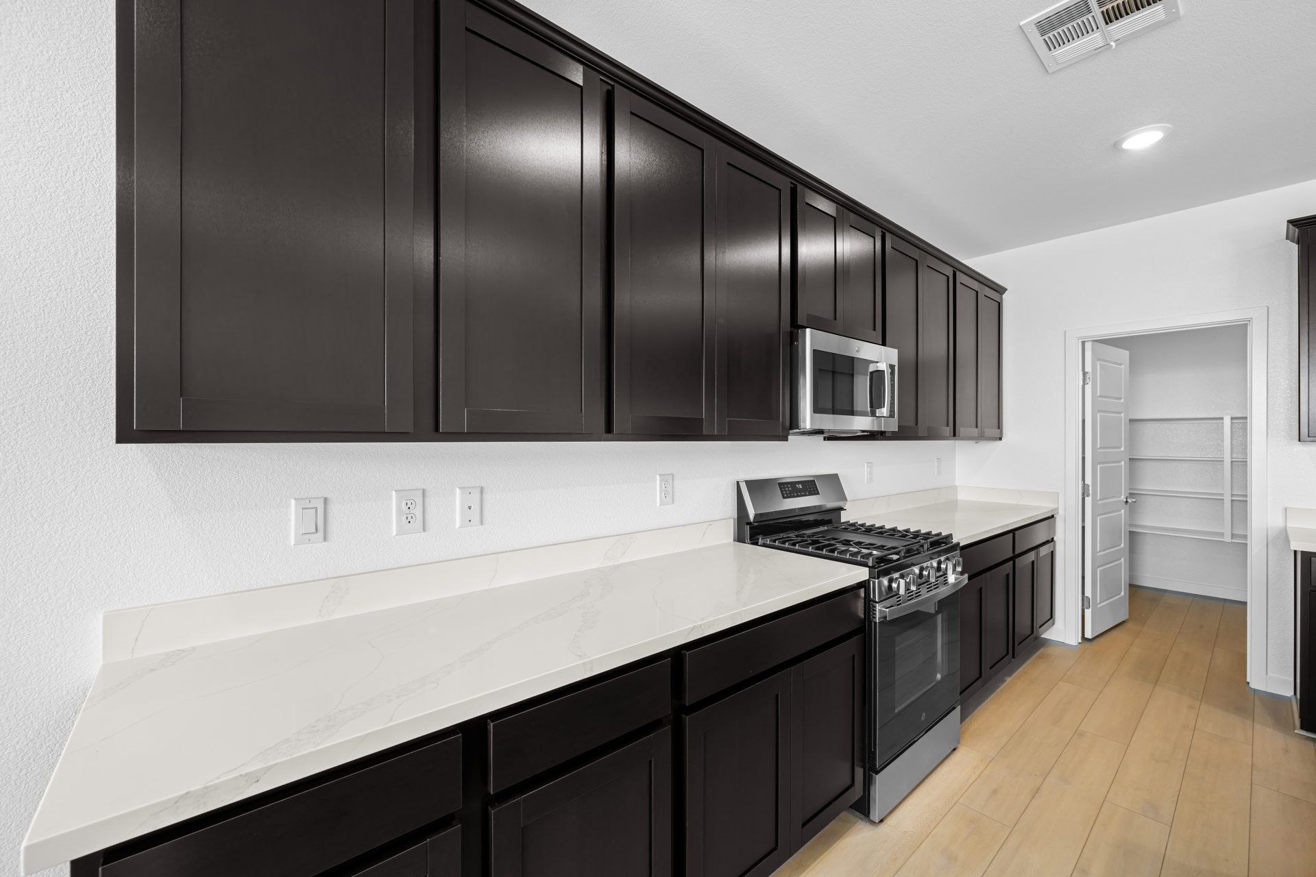 Lennar1662 Portofino Falls Place16