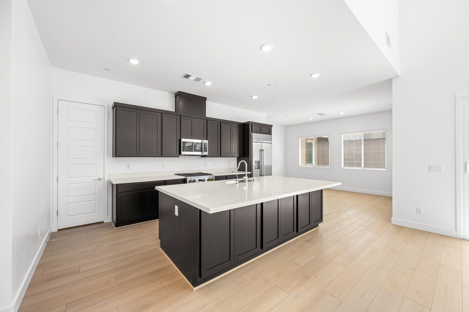Lennar9385 Stella Summit Drive08