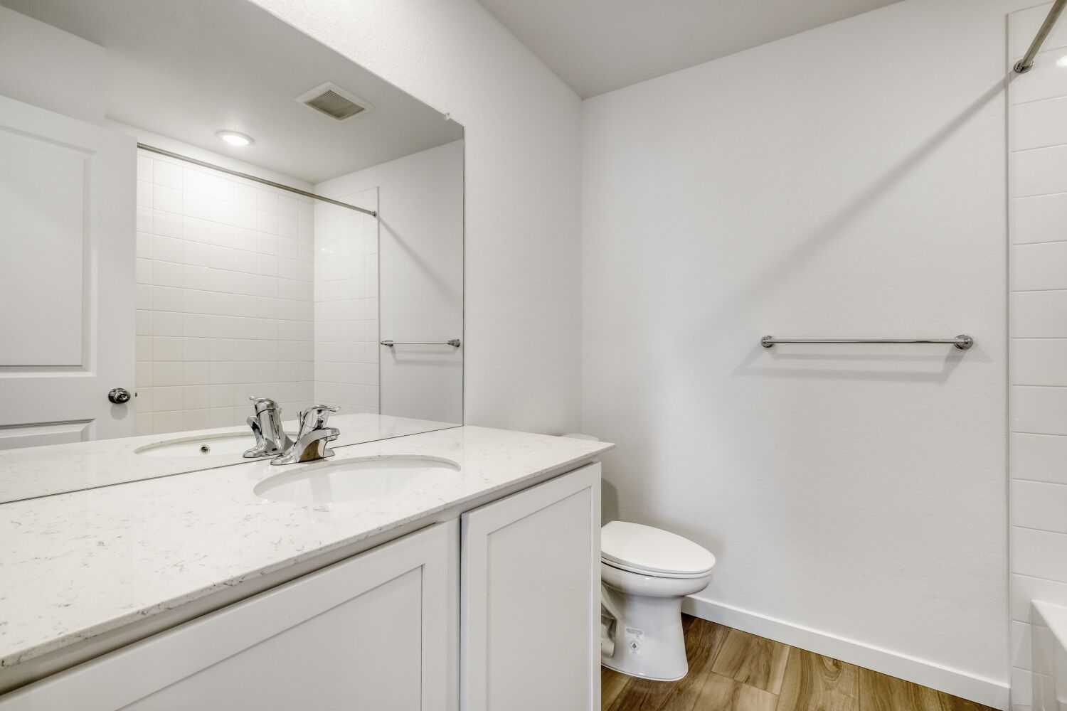 7885 Long Chute Trl Secondary Bathroom