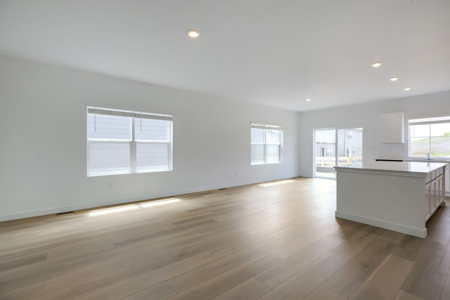 1678 Drumming Dr   Web Quality   002   02 Living Room