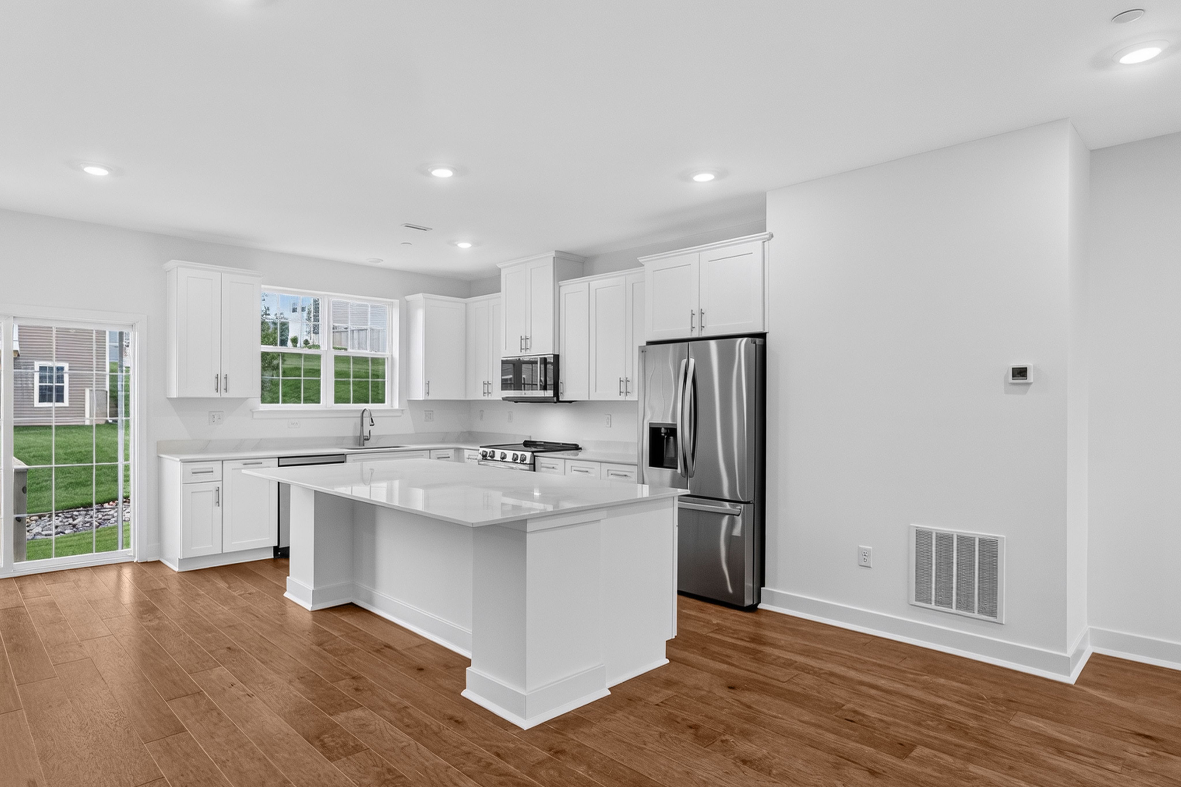 Pershing West Terrace Tuxedo Reserve Pershing Kitchen 1of4 F2