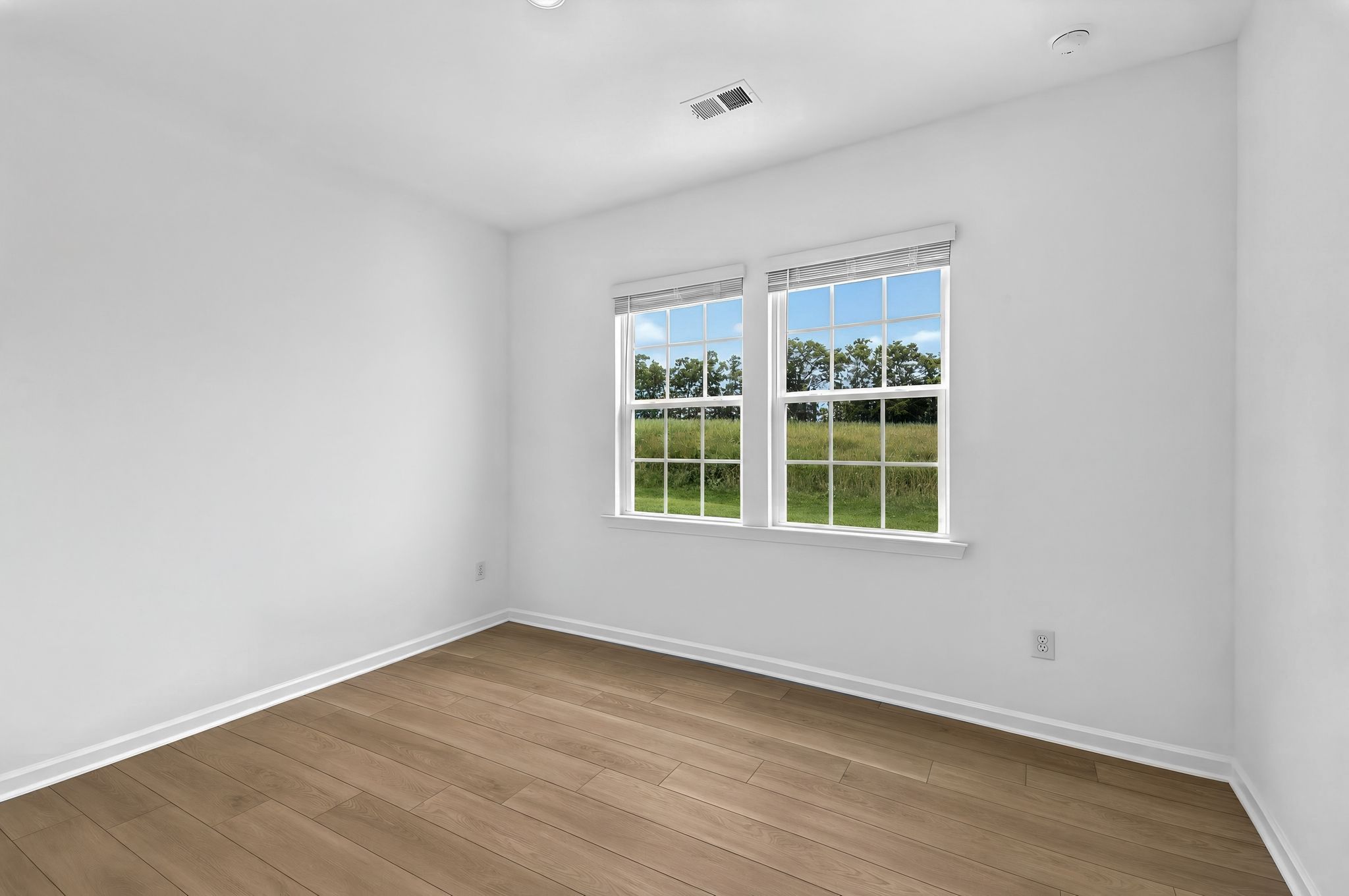 Pine Oaks Estates Greenway 20