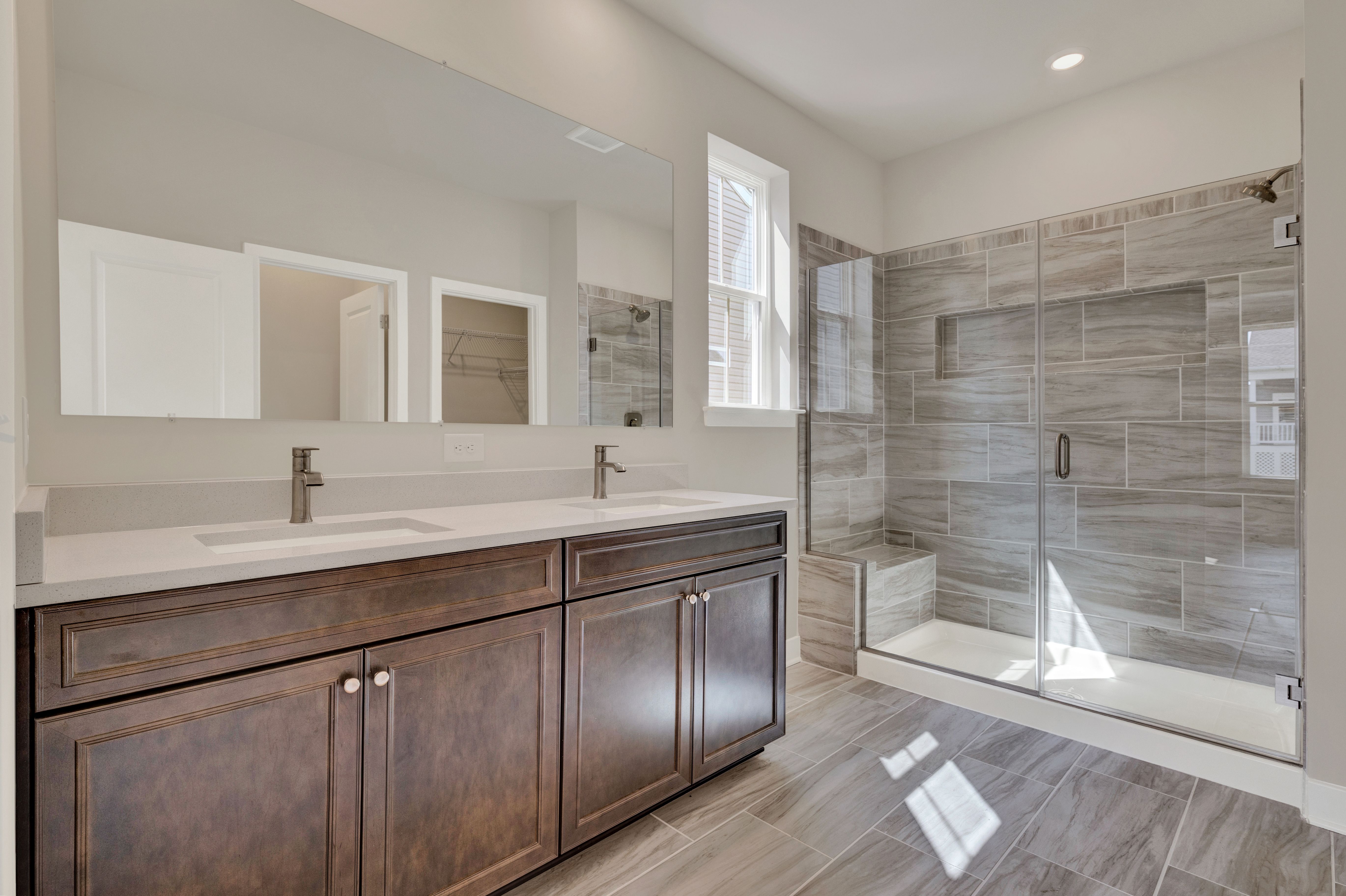 Plantation Lakes Savannah Owners Bath 2of2