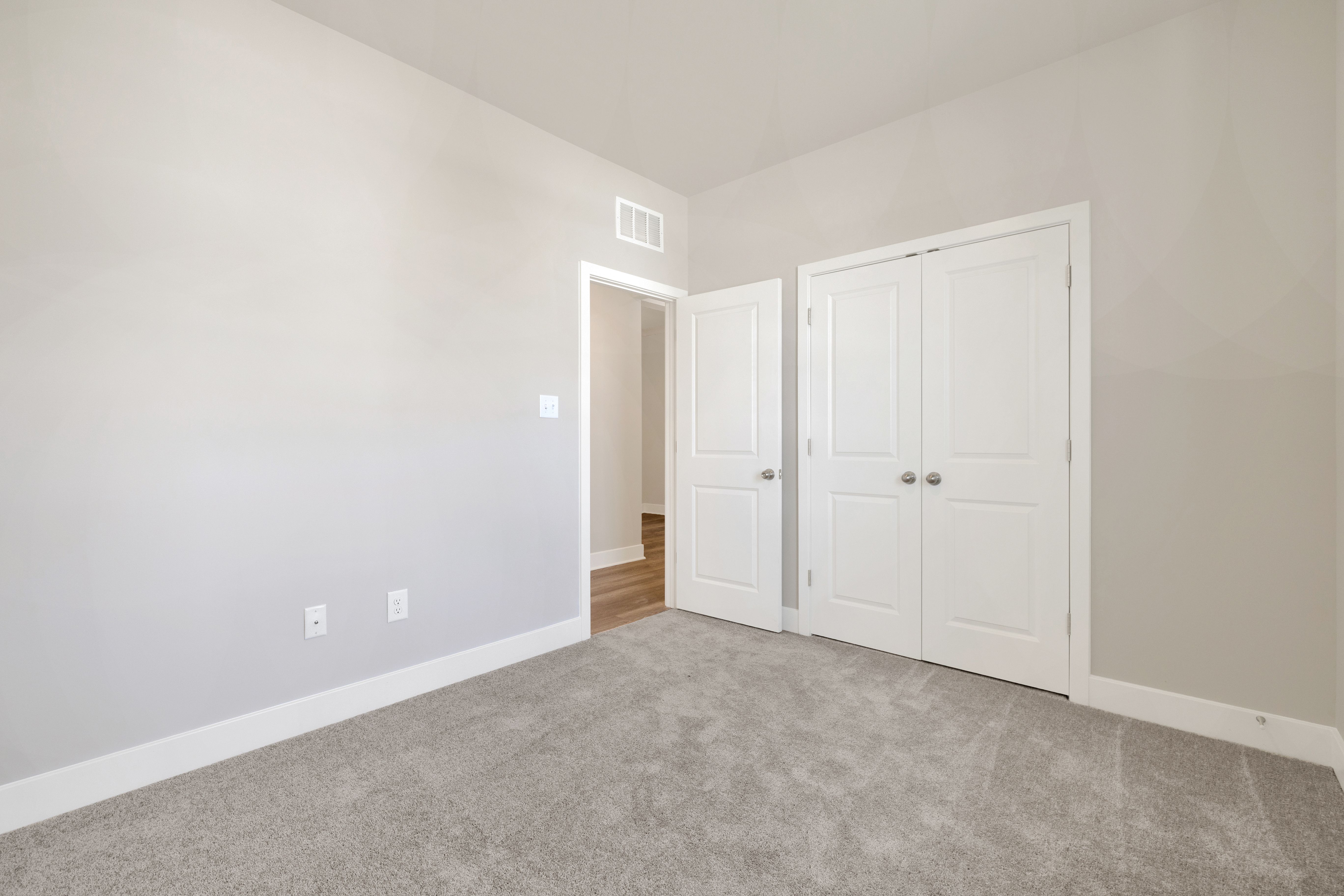 Plantation Lakes Savannah Bed2 2of2