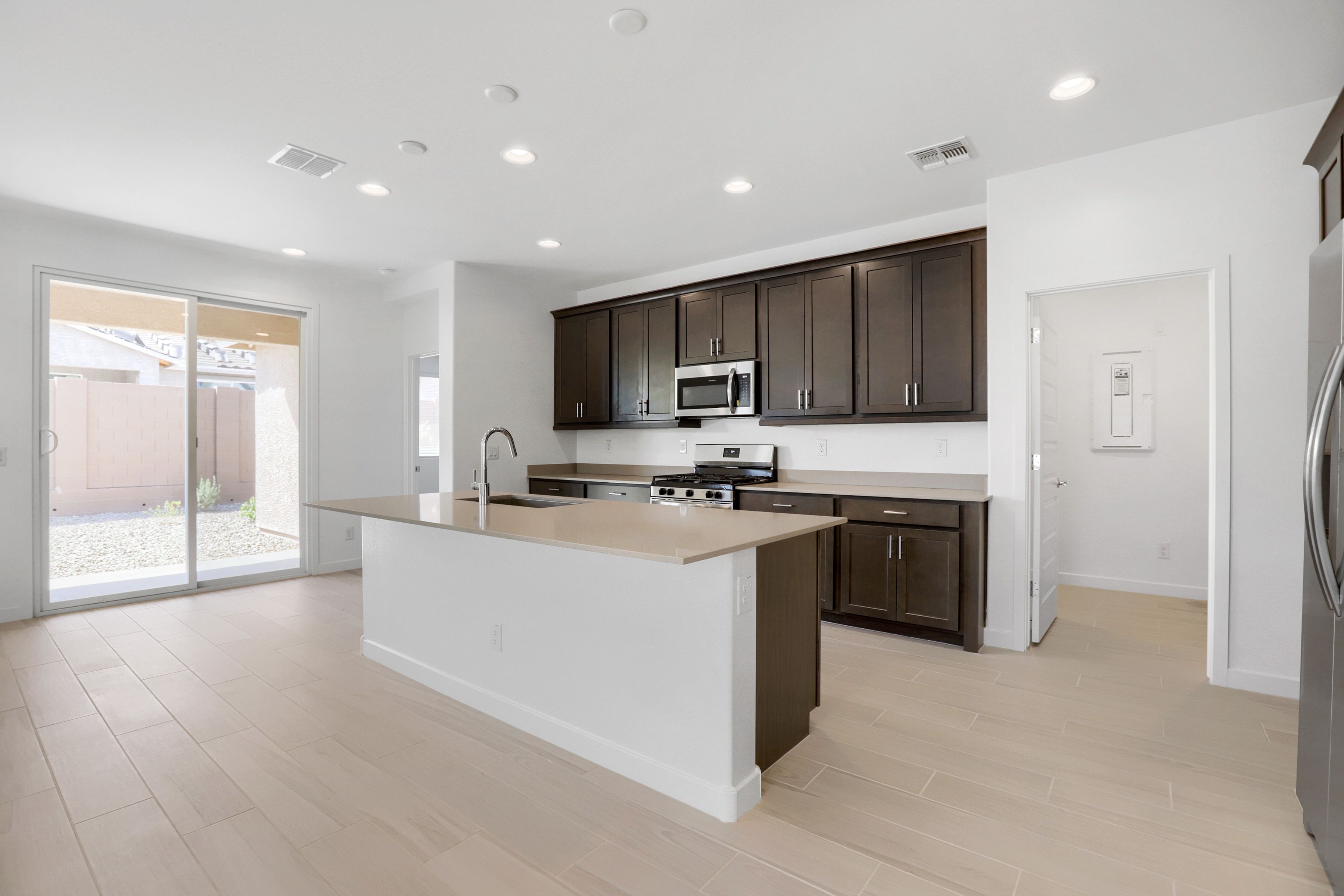 25270 N 174th Ln   Print Quality   005   05 Kitchen