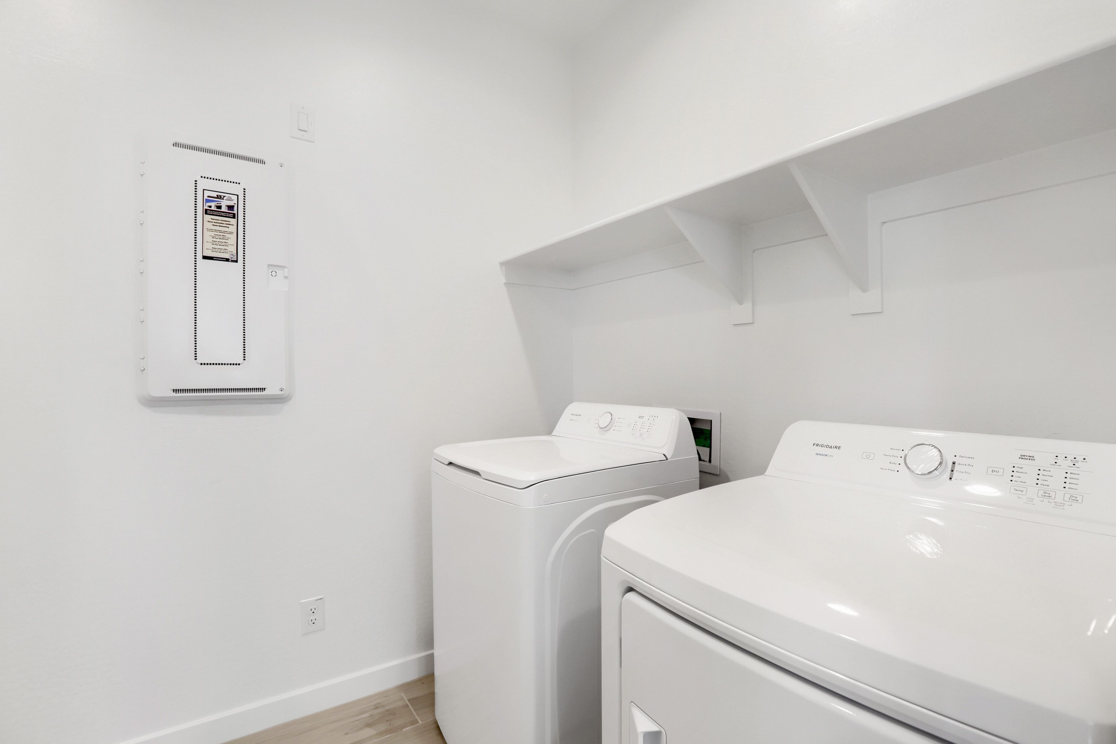 25270 N 174th Ln   Print Quality   010   10 Laundry Room