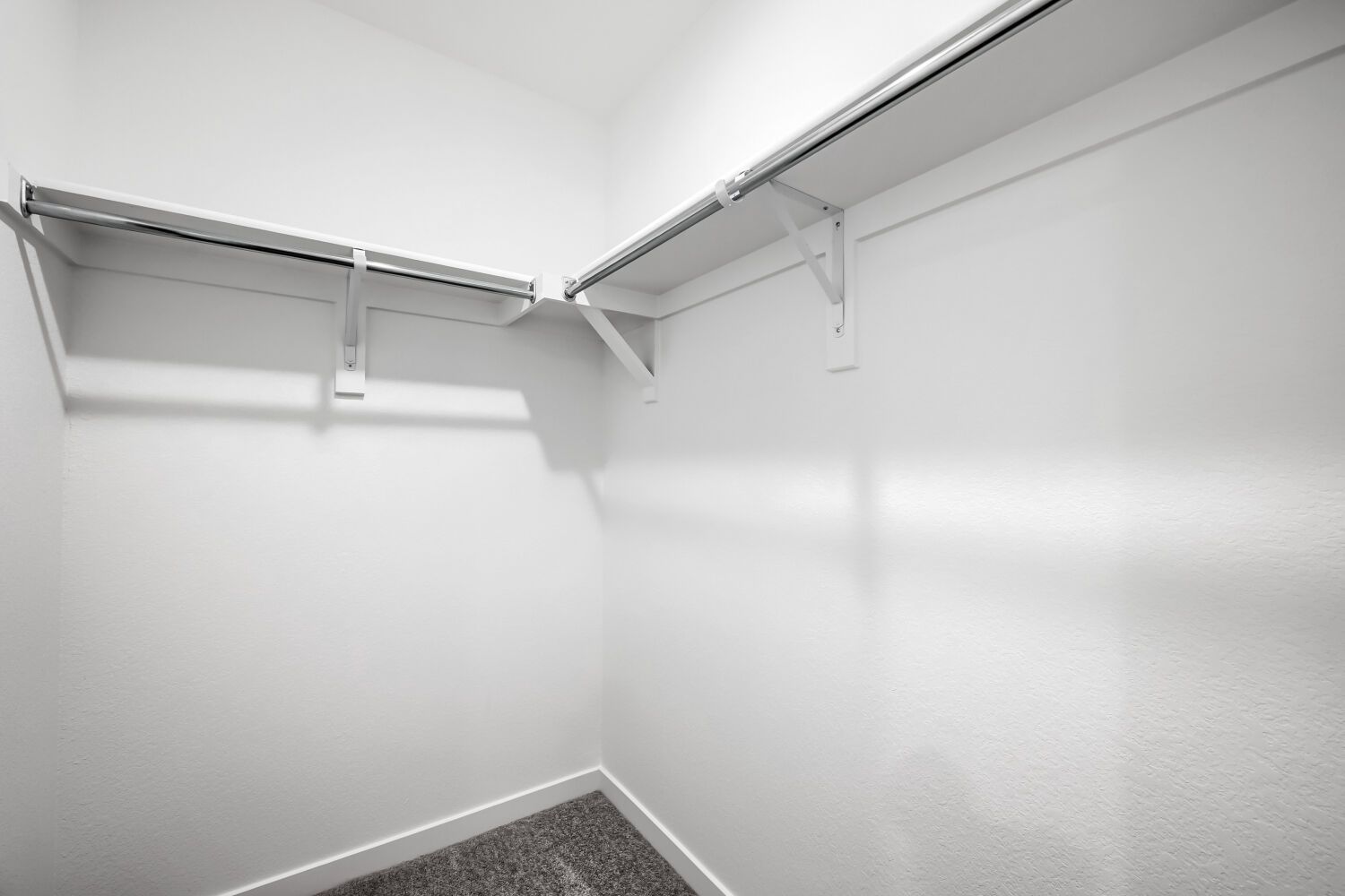 2664 Lower Crags Pt   Web Quality   009   09 Primary Bedroom Closet