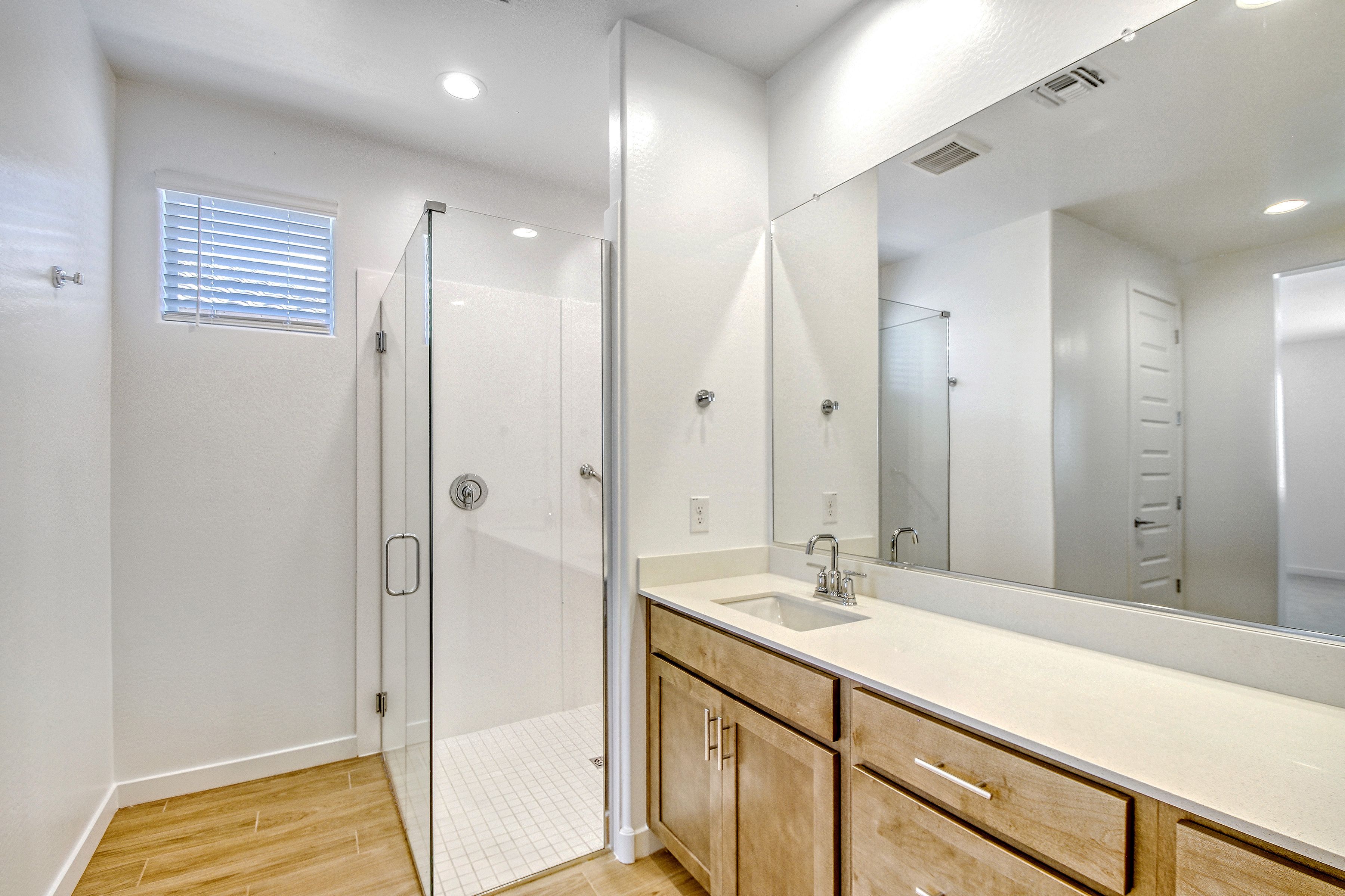 17628 W El Cortez Pl   Print Quality   009   09 Primary Bathroom
