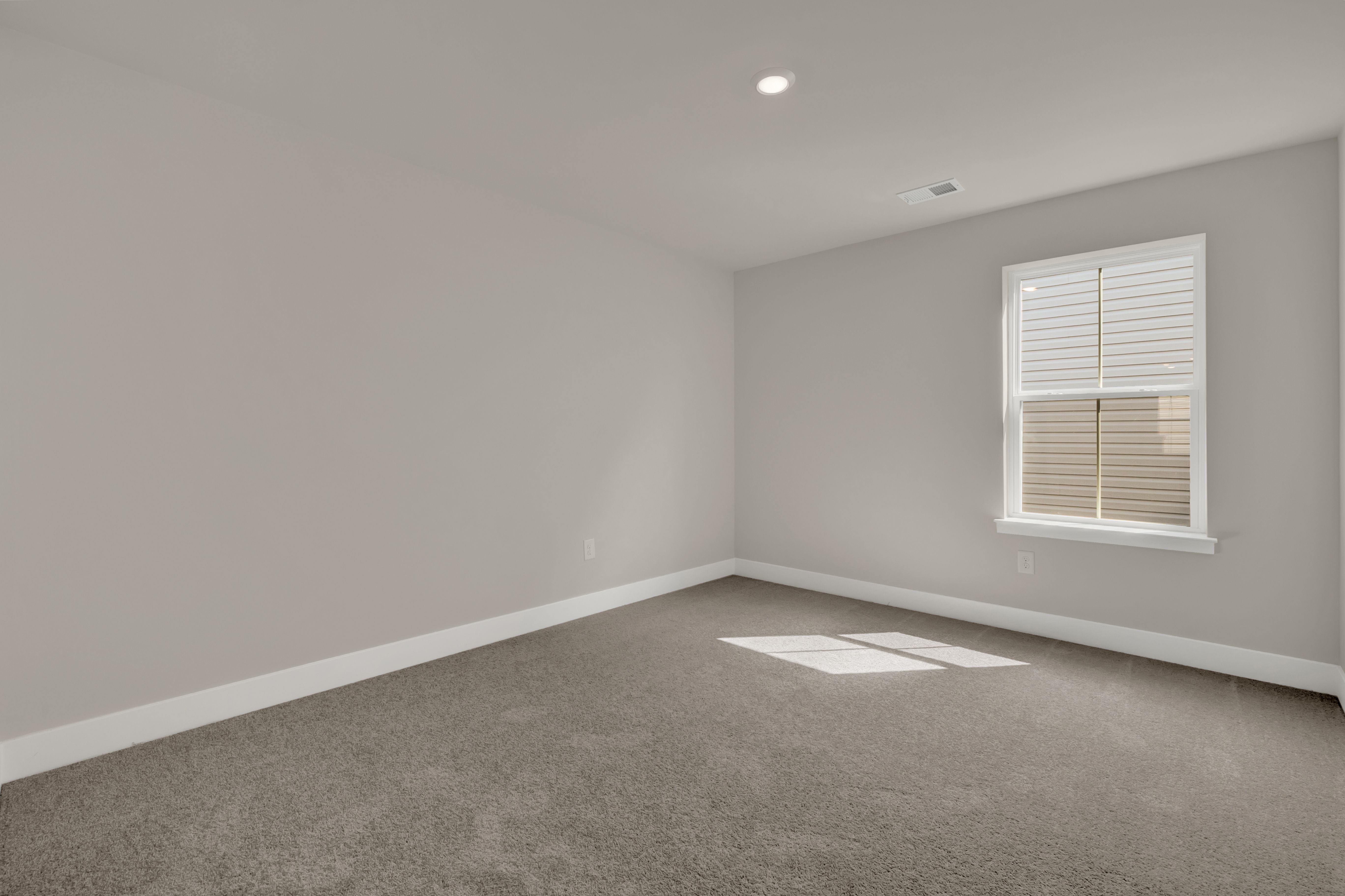 Plantation Lakes Clearwater Bed1 2of2