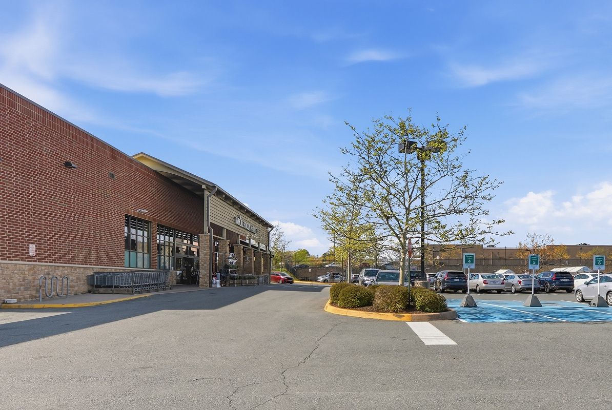 Charlottesville Whole Foods Shopping Center 7of7