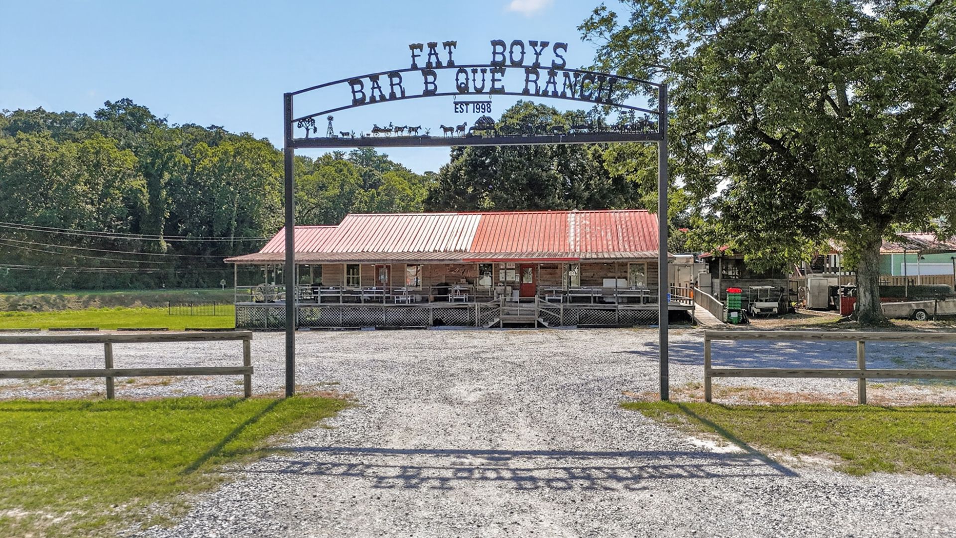 Prattville Restaurant Fat Boys BBQ 2of3