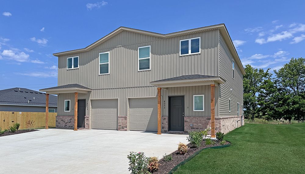 Lawlis Ranch por Rausch-Coleman Homes en Fayetteville Arkansas