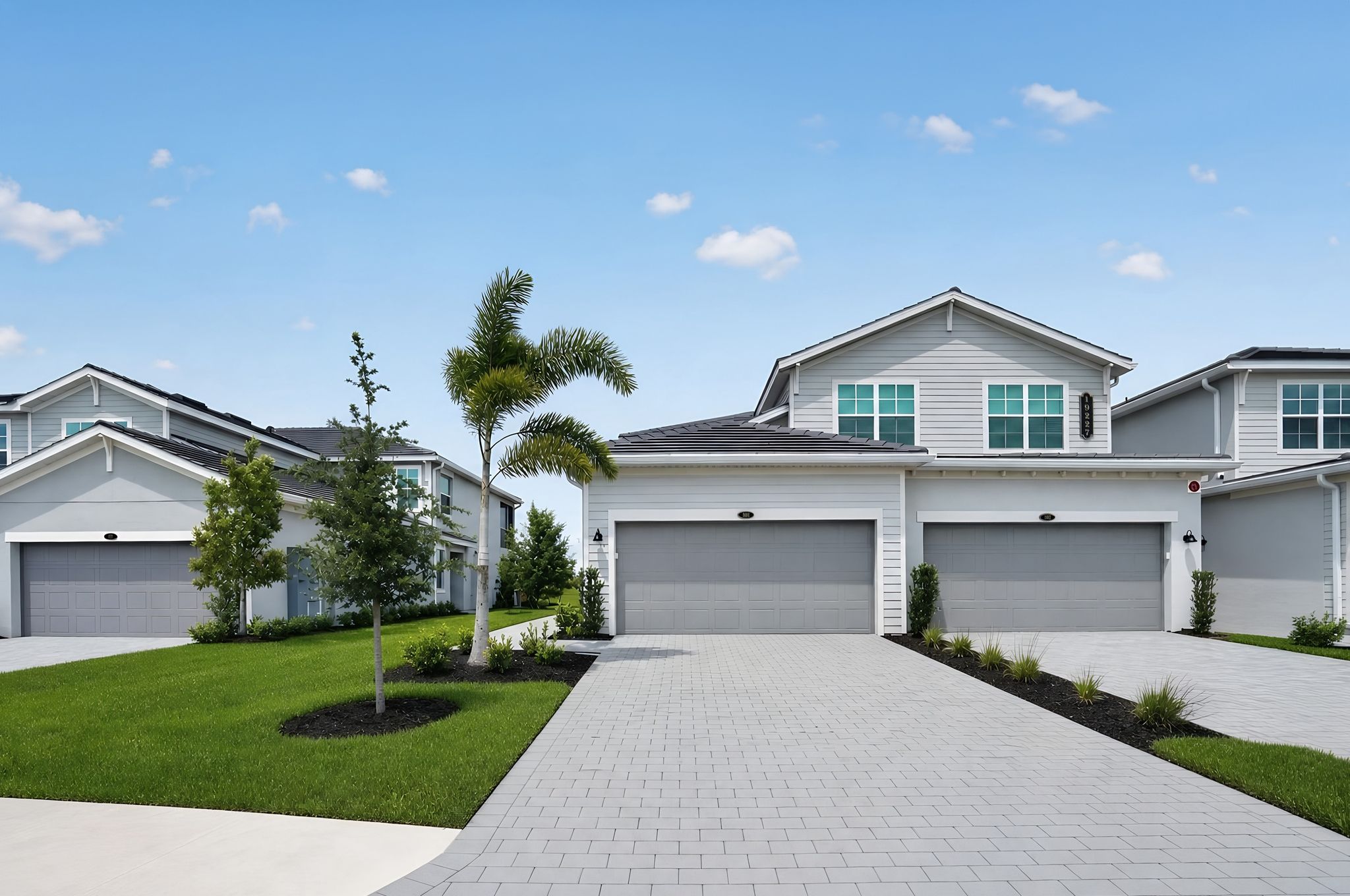 Arrowhead - Calusa Country Club - Coach Homes: Lakewood Ranch, Florida - Lennar