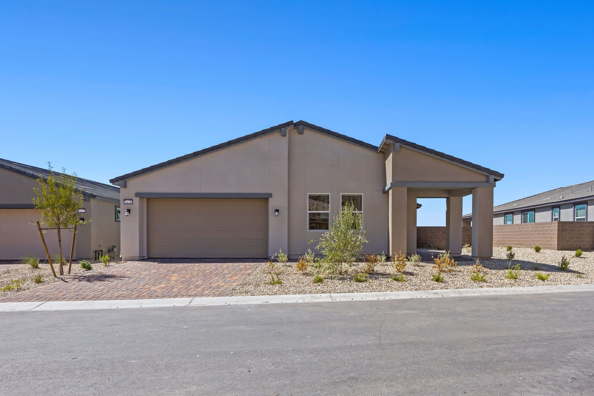 1476 Bianca Falls Dr (Royal)