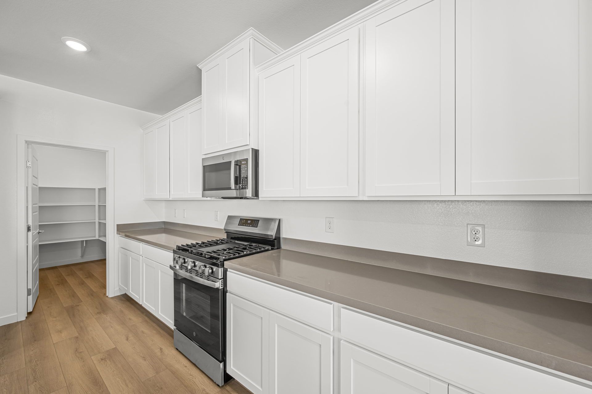 Lennar1476 Bianca Falls Drive06
