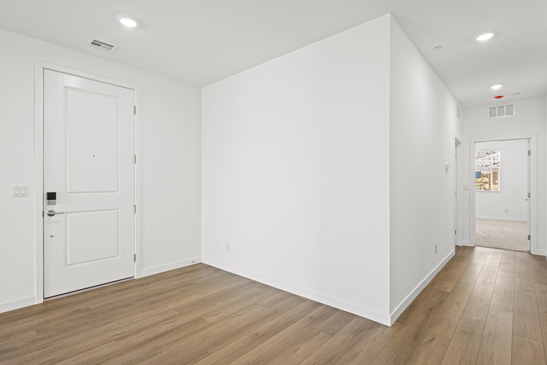 Lennar1476 Bianca Falls Drive18