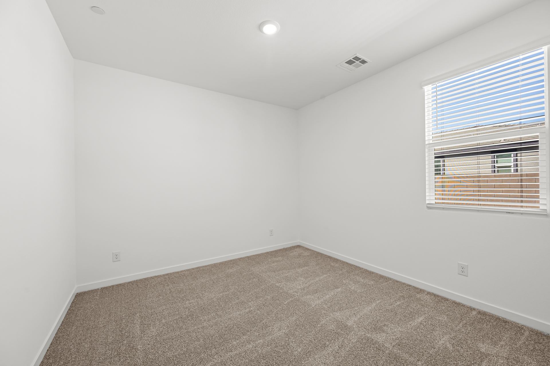 Lennar1476 Bianca Falls Drive19