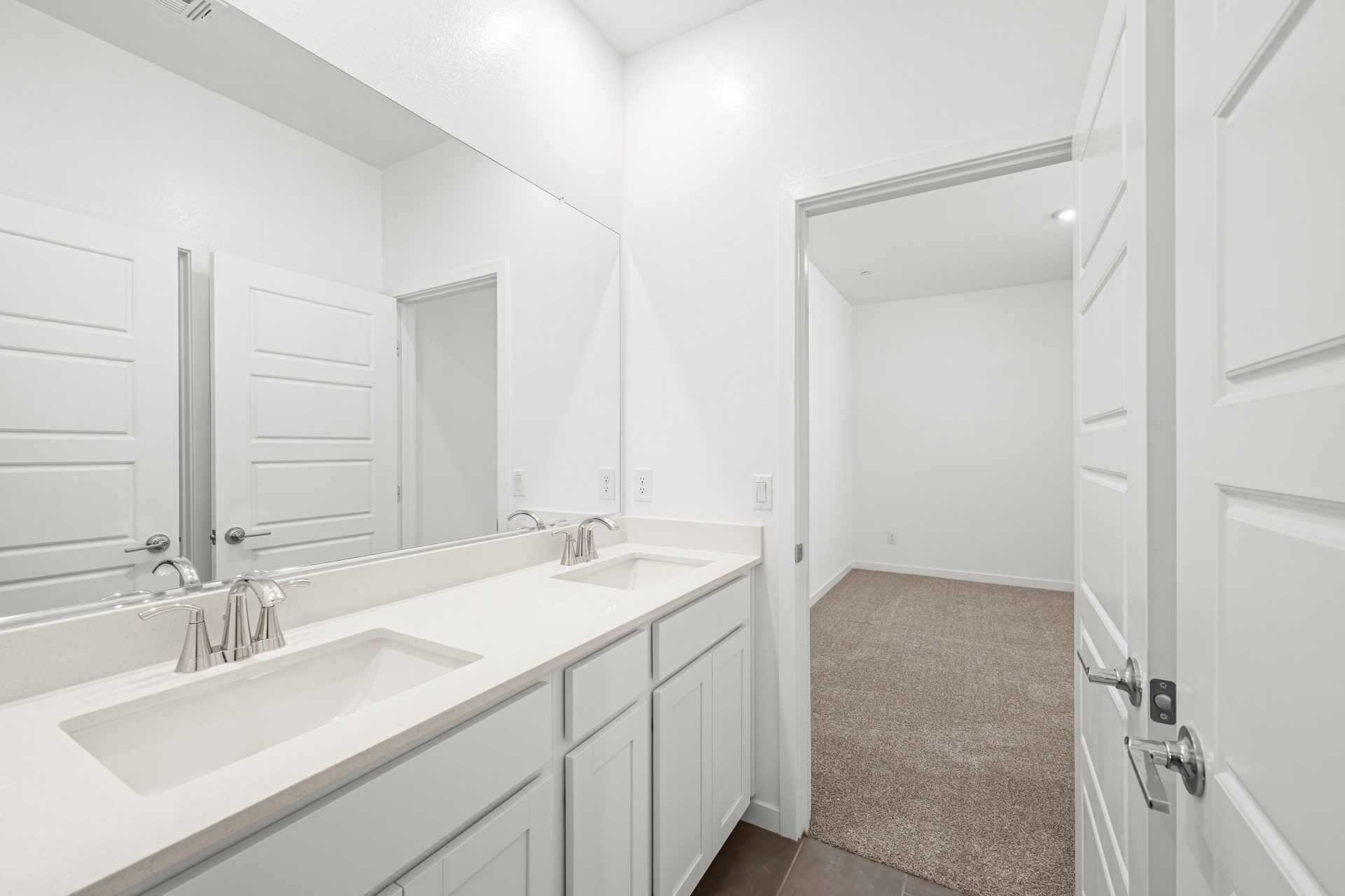 Lennar1476 Bianca Falls Drive21