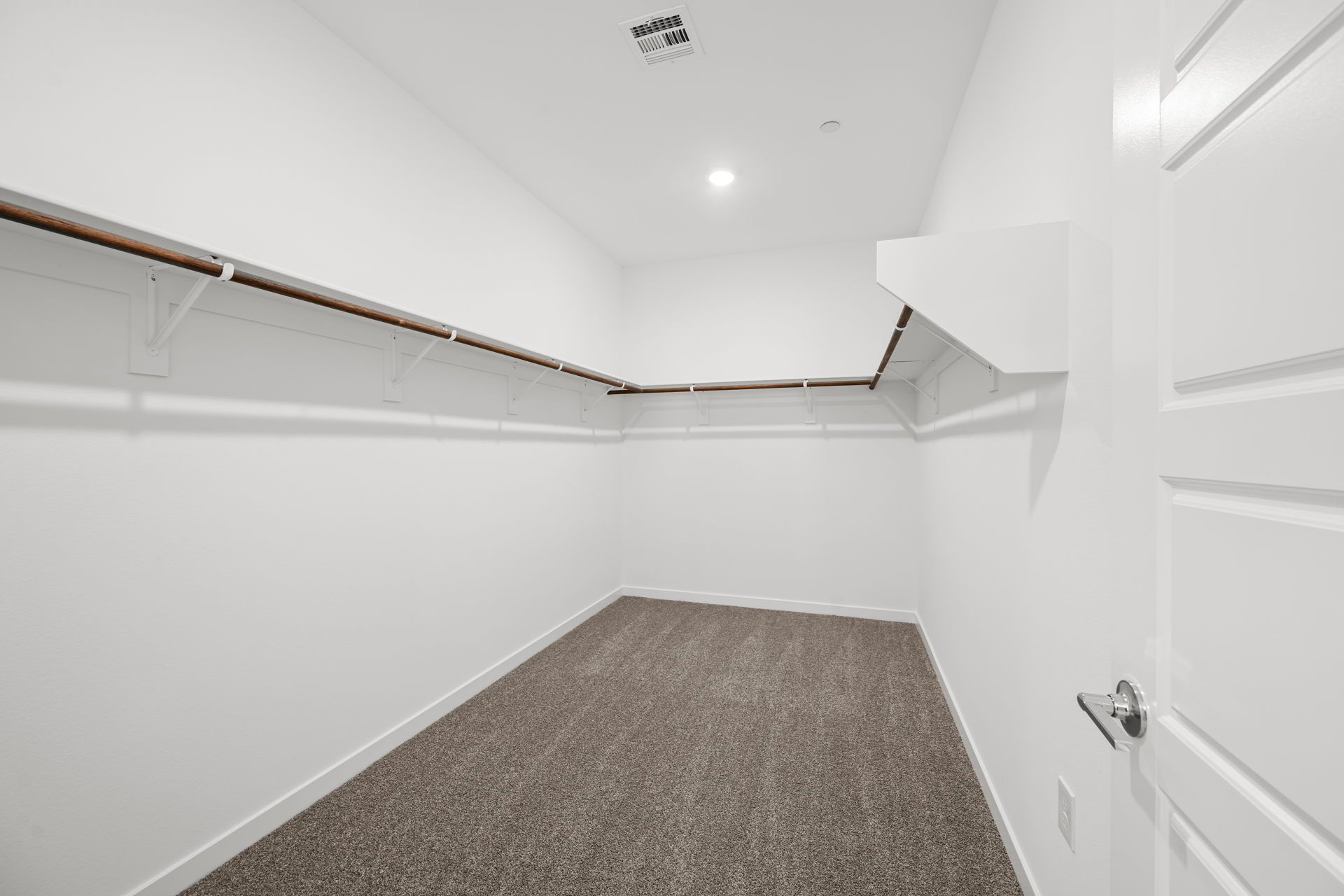 Lennar10910 Lewis Pointe Avenue26