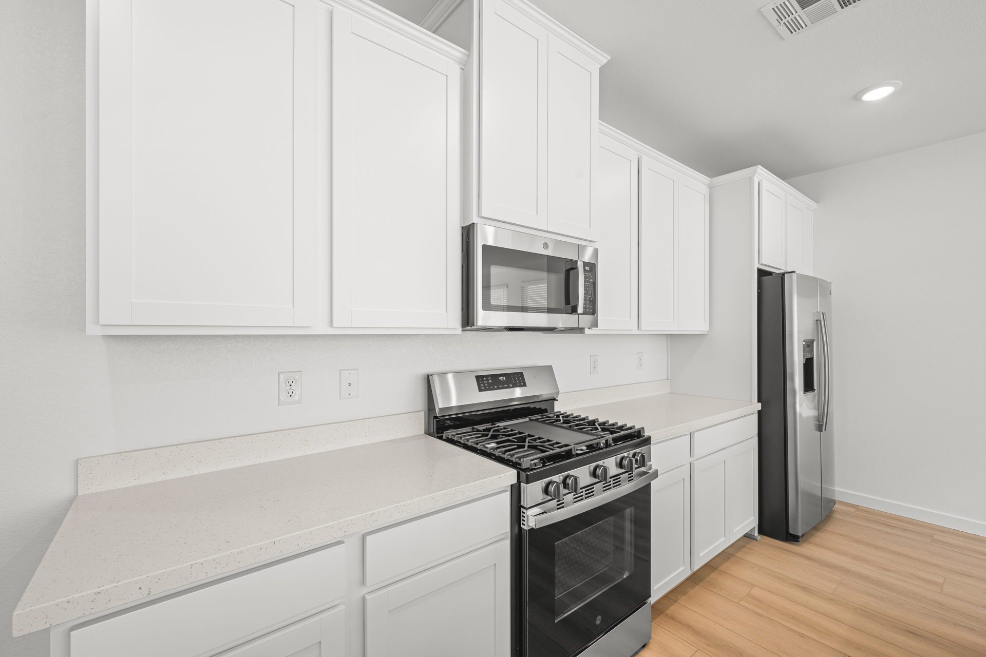 Lennar1409 Bianca Falls Drive08