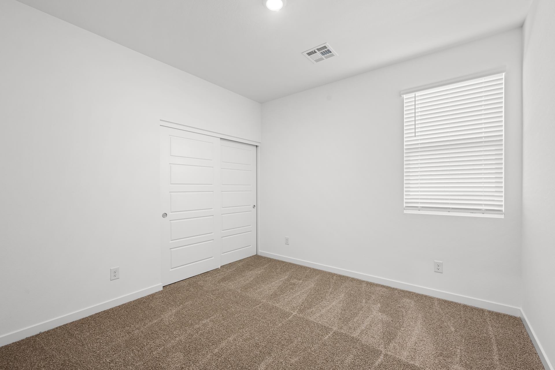 Lennar1409 Bianca Falls Drive20