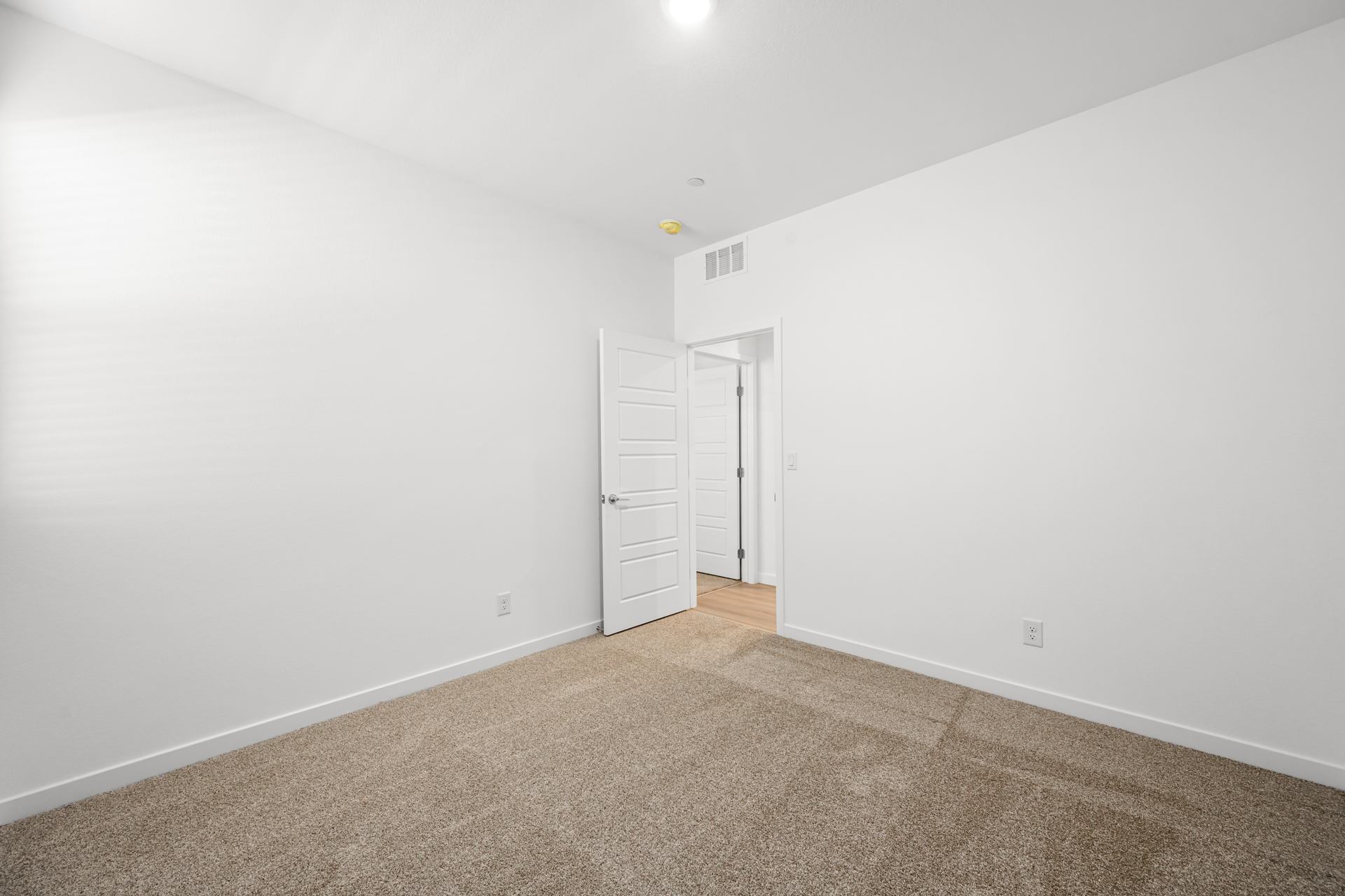 Lennar1409 Bianca Falls Drive21
