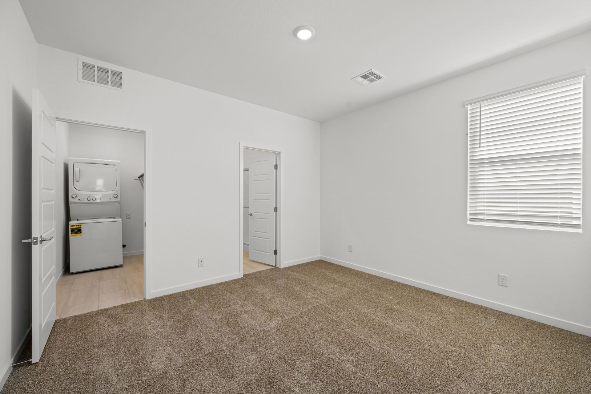 Lennar1409 Bianca Falls Drive26