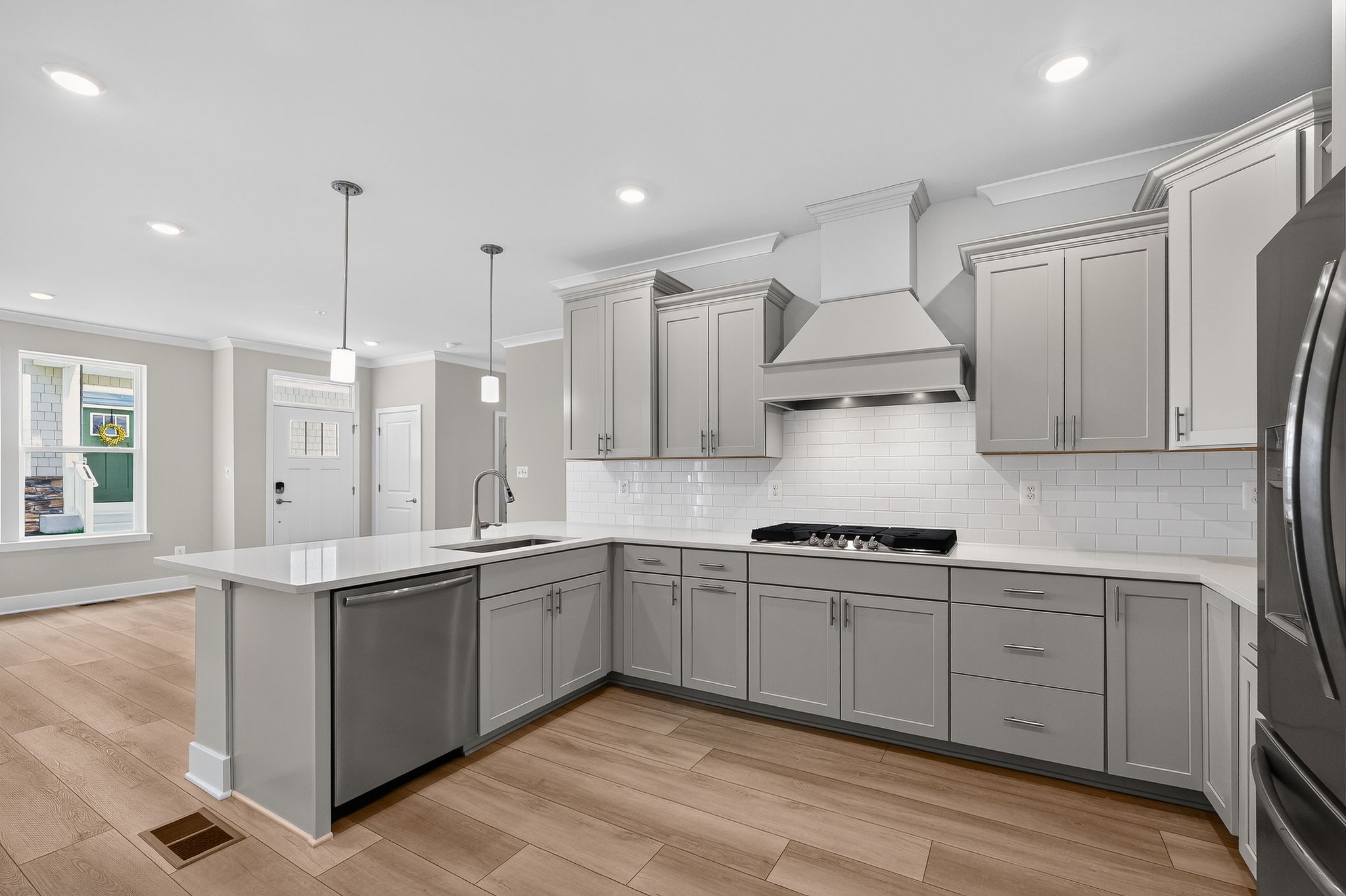 Heightsat Hunt Valley55+ Bailey Kitchen 1of4 F1