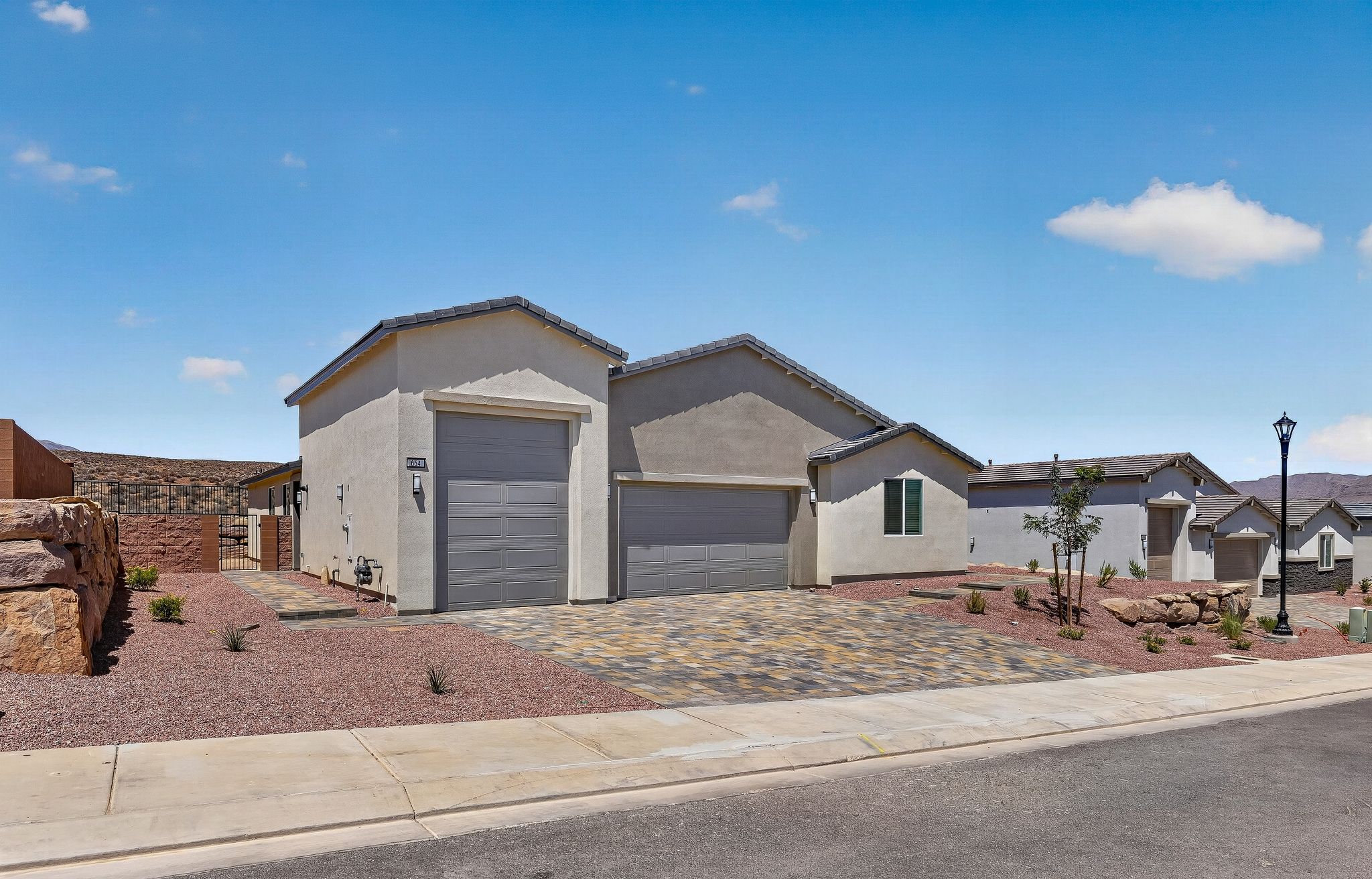 04 664 S Cecita Wy Edit