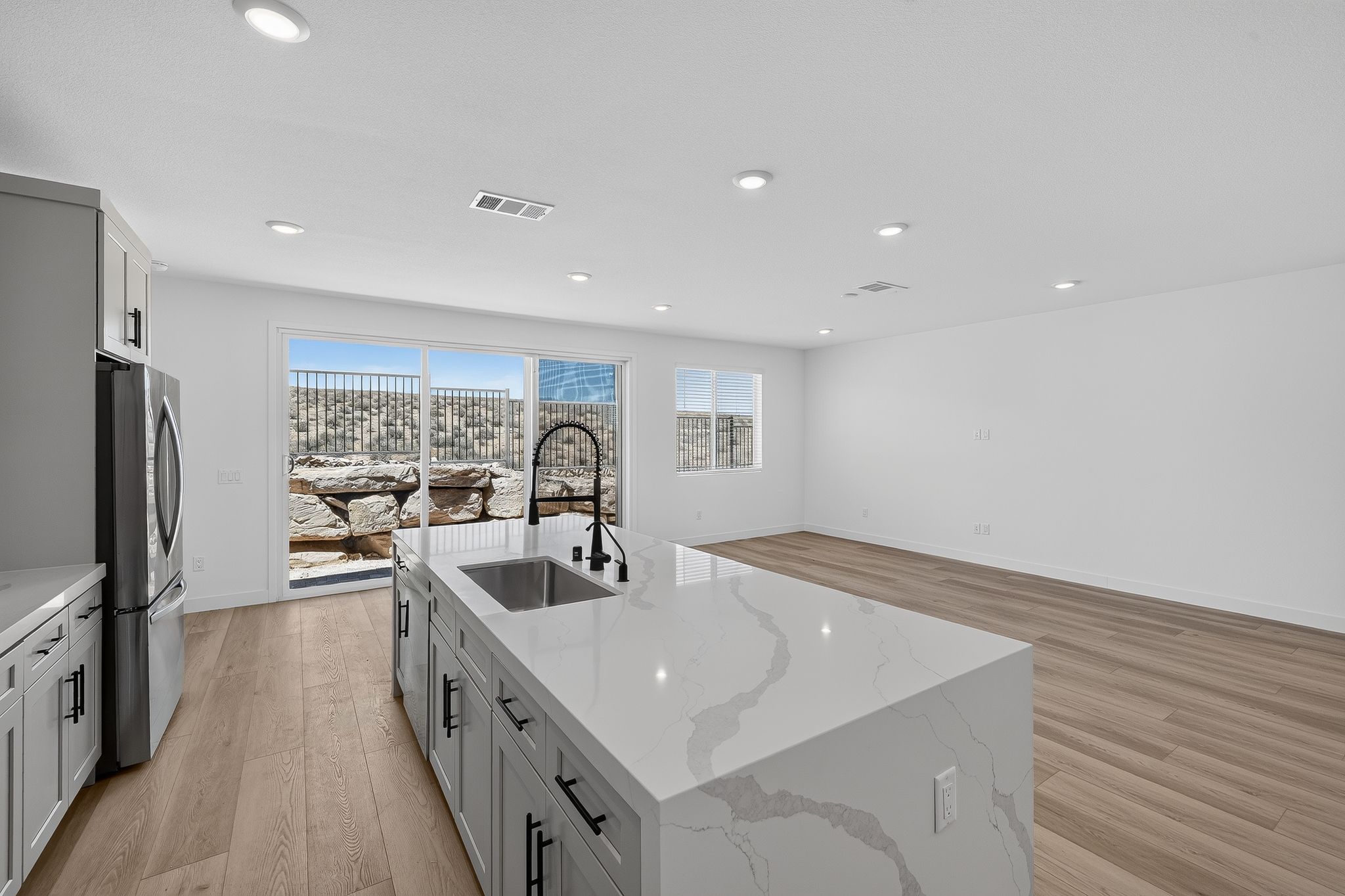 12 664 S Cecita Wy Edit