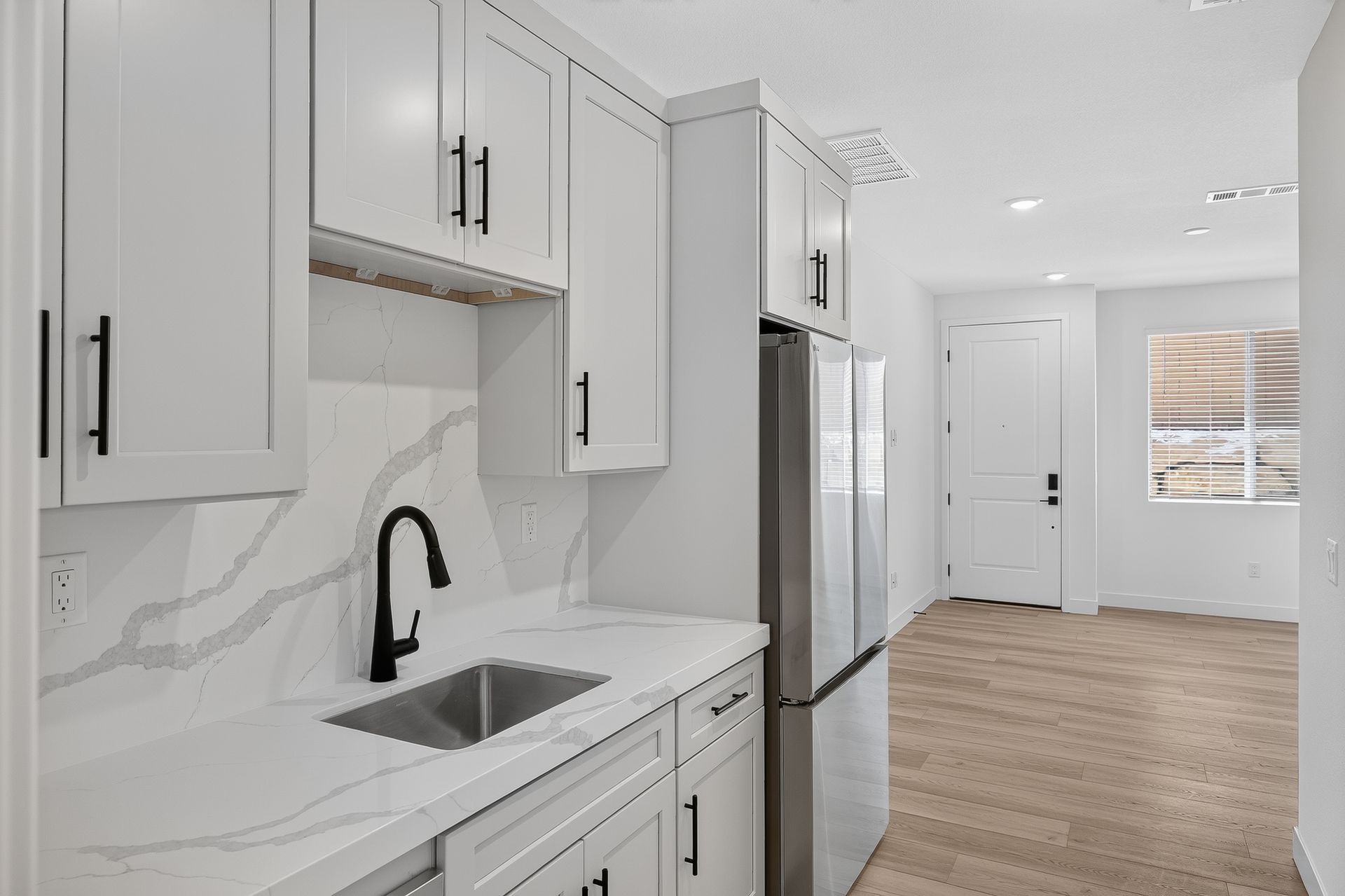 13 664 S Cecita Wy Edit